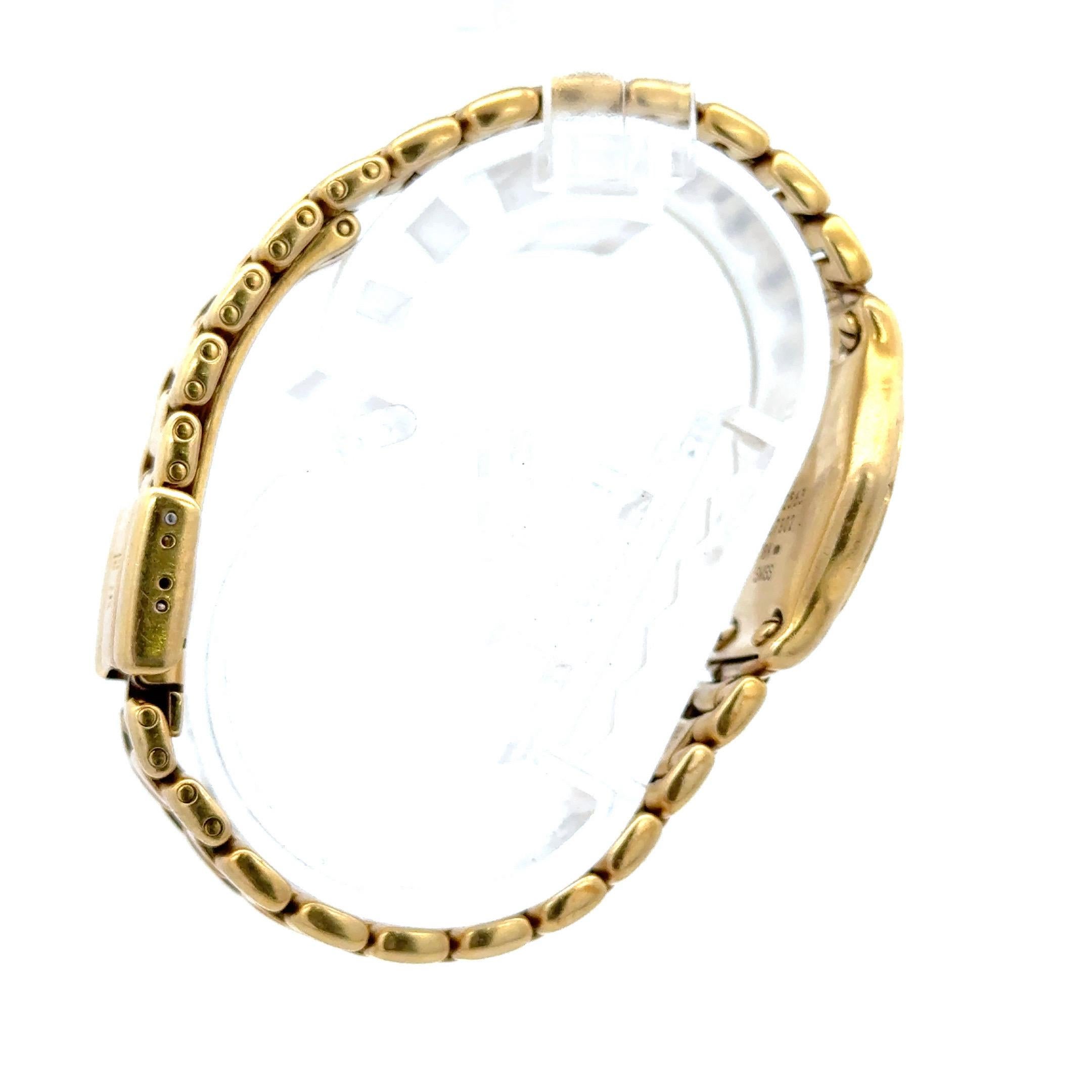 Ebel 1911 Ladies Wrist Watch 18 Karat Yellow Gold Swiss Made In Excellent Condition For Sale In New York, NY