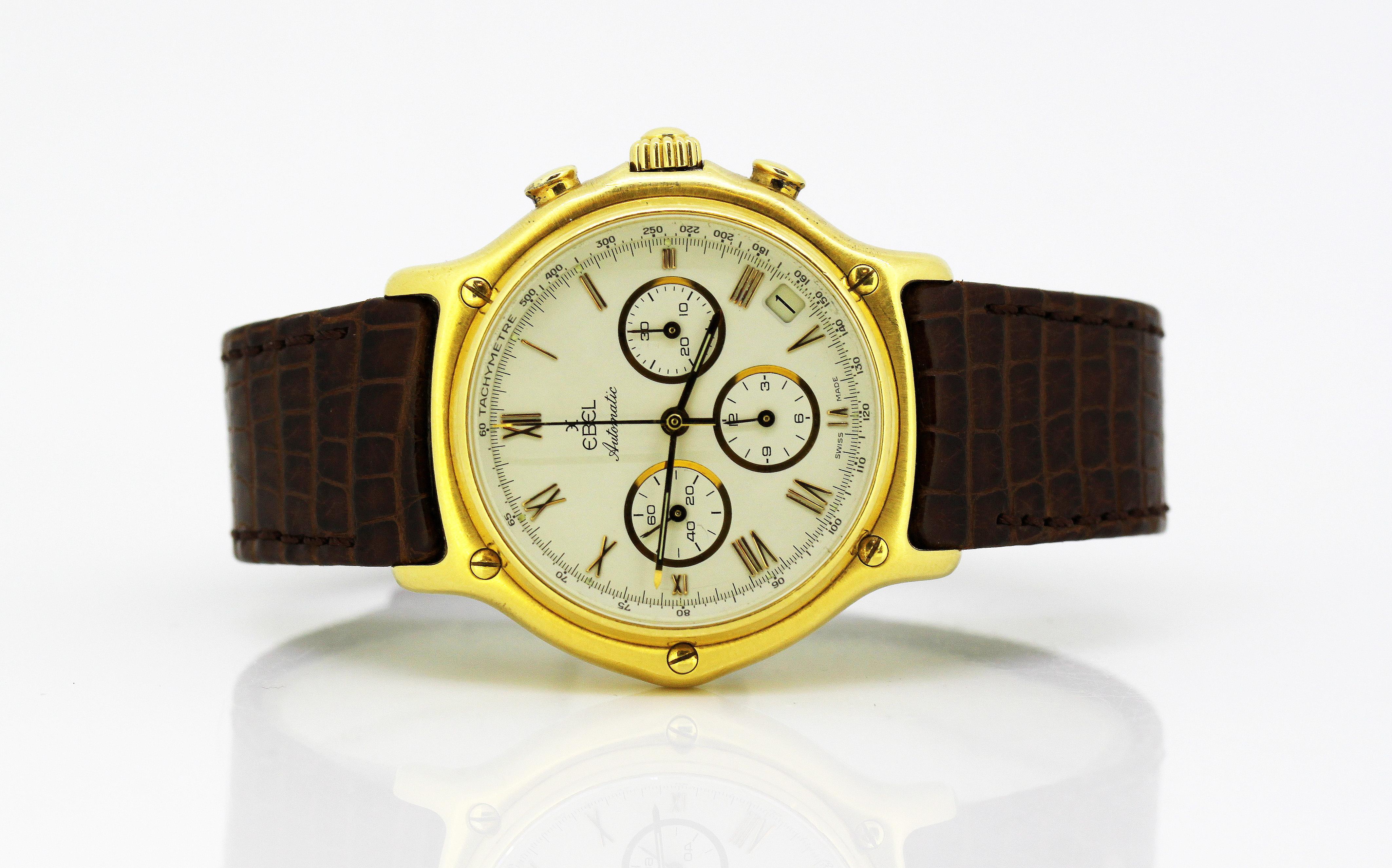 Ebel 1911 Men's Chronograph Watch in 18 Karat Gold, circa 1990s In Excellent Condition In Braintree, GB