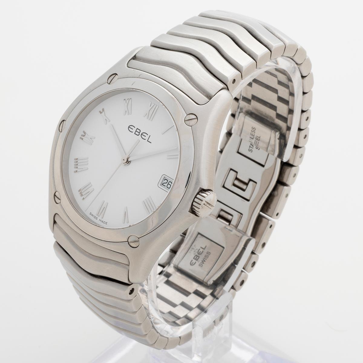 Ebel Classic Wave Gents Size, Ref E9187F41. Excellent Condition, Box & Papers. In Excellent Condition In Canterbury, GB