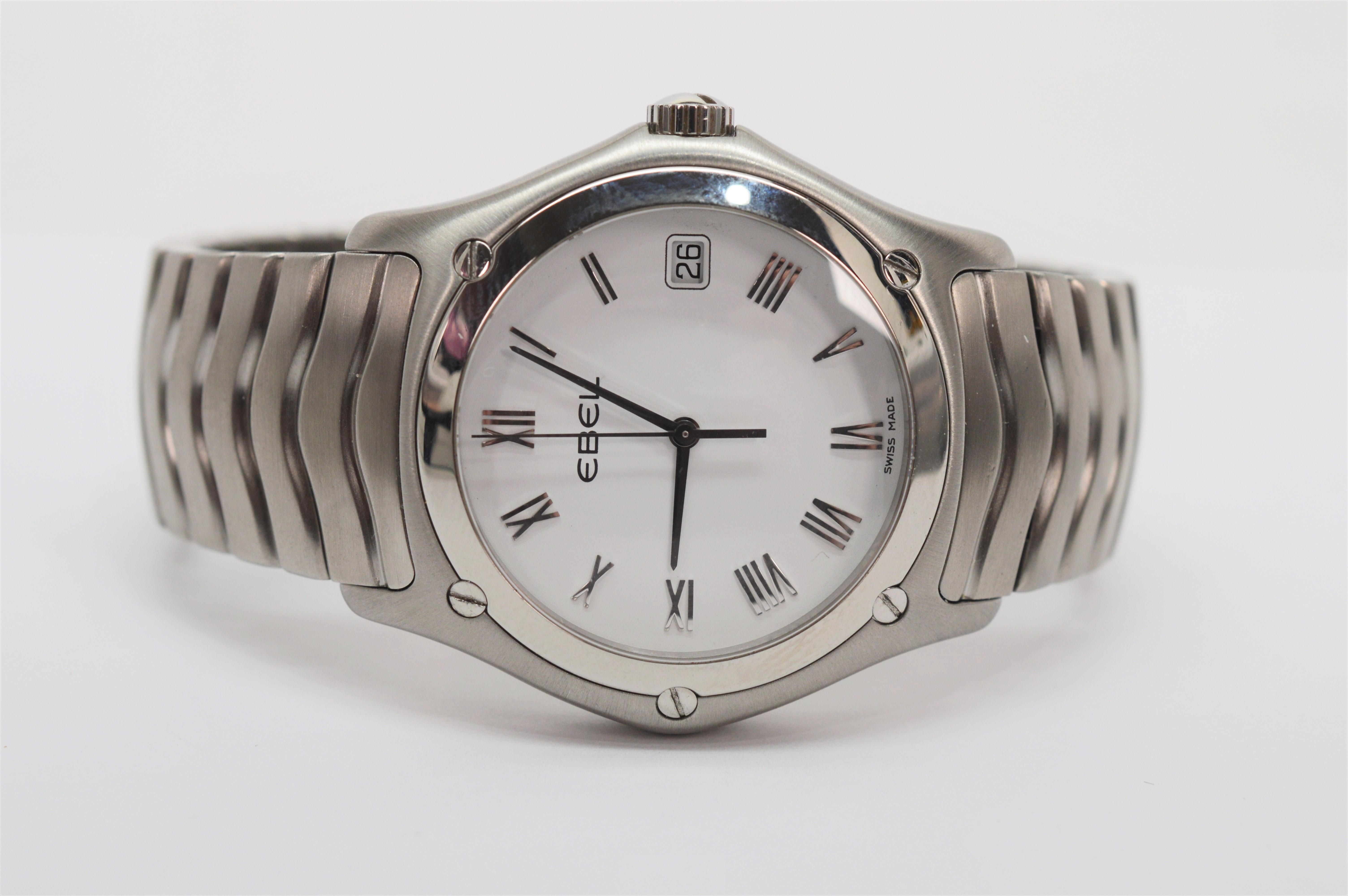 Ebel Montre-bracelet classique en acier inoxydable pour hommes, modèle E9187F41 en vente 1