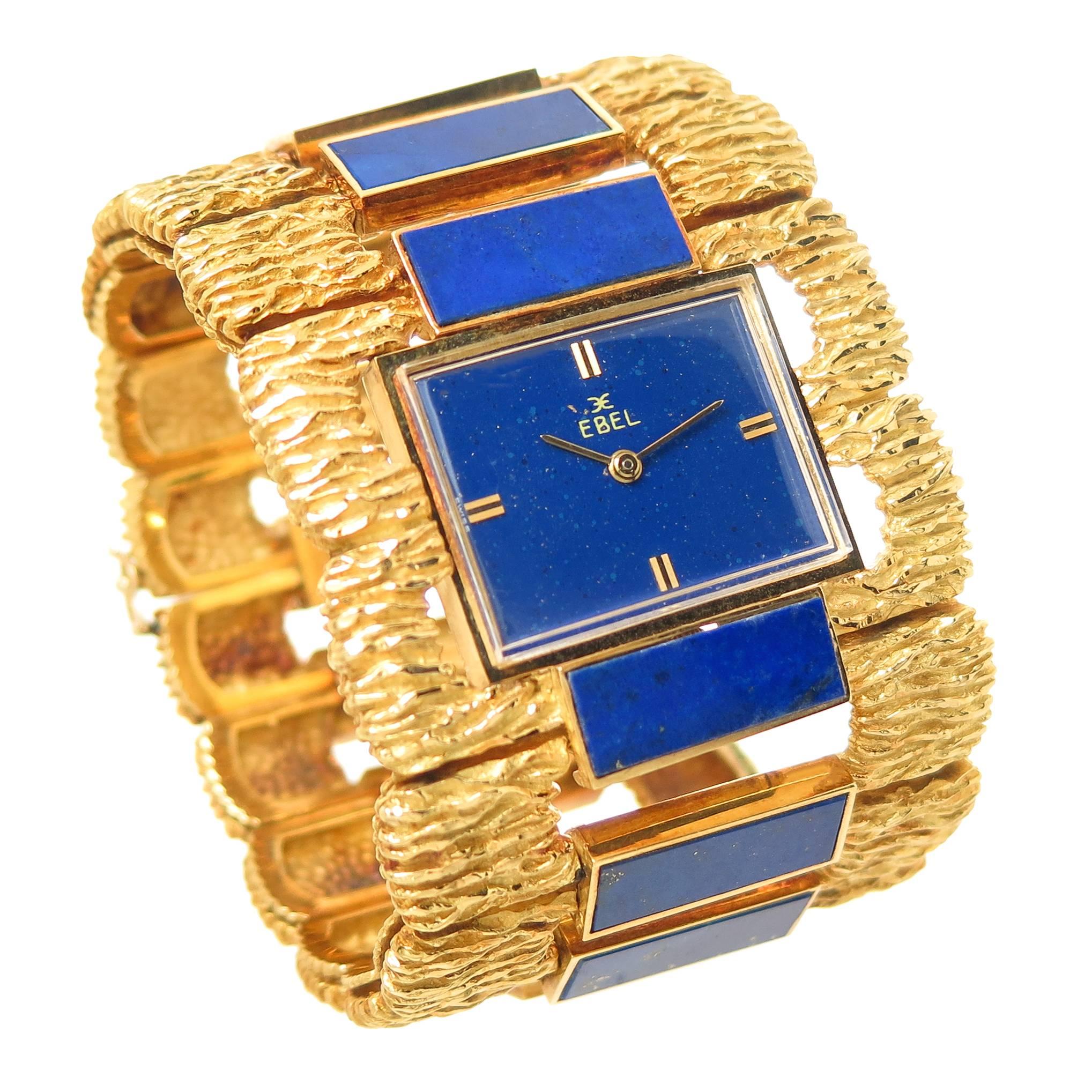 Große Handaufzugs-Armbanduhr aus Gelbgold mit Lapislazuli, 1970er Jahre  im Angebot