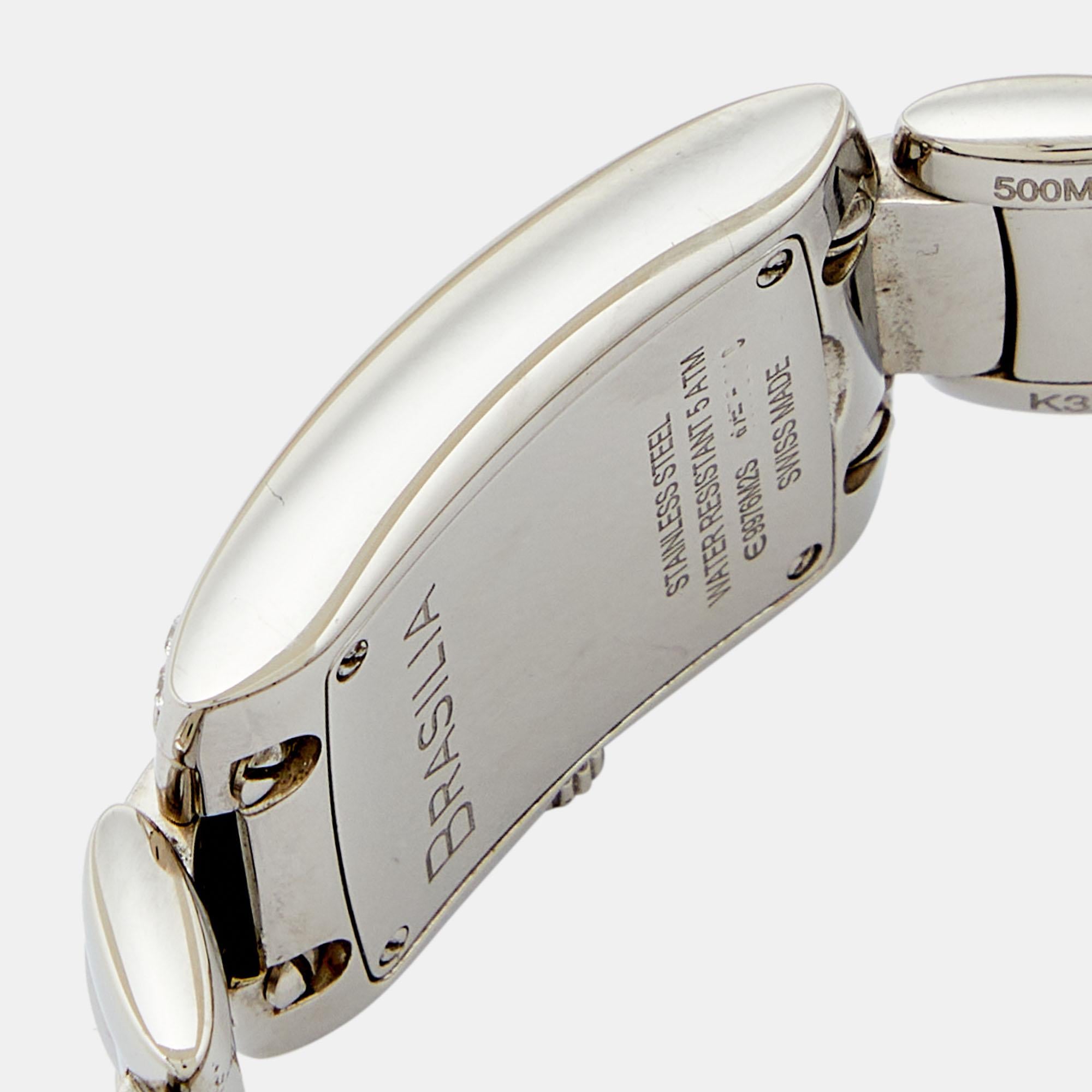 Ebel Mother Of Pearl Diamond Stainless Steel Brazilia E9976M2S Wristwatch 23.50 In Good Condition In Dubai, Al Qouz 2