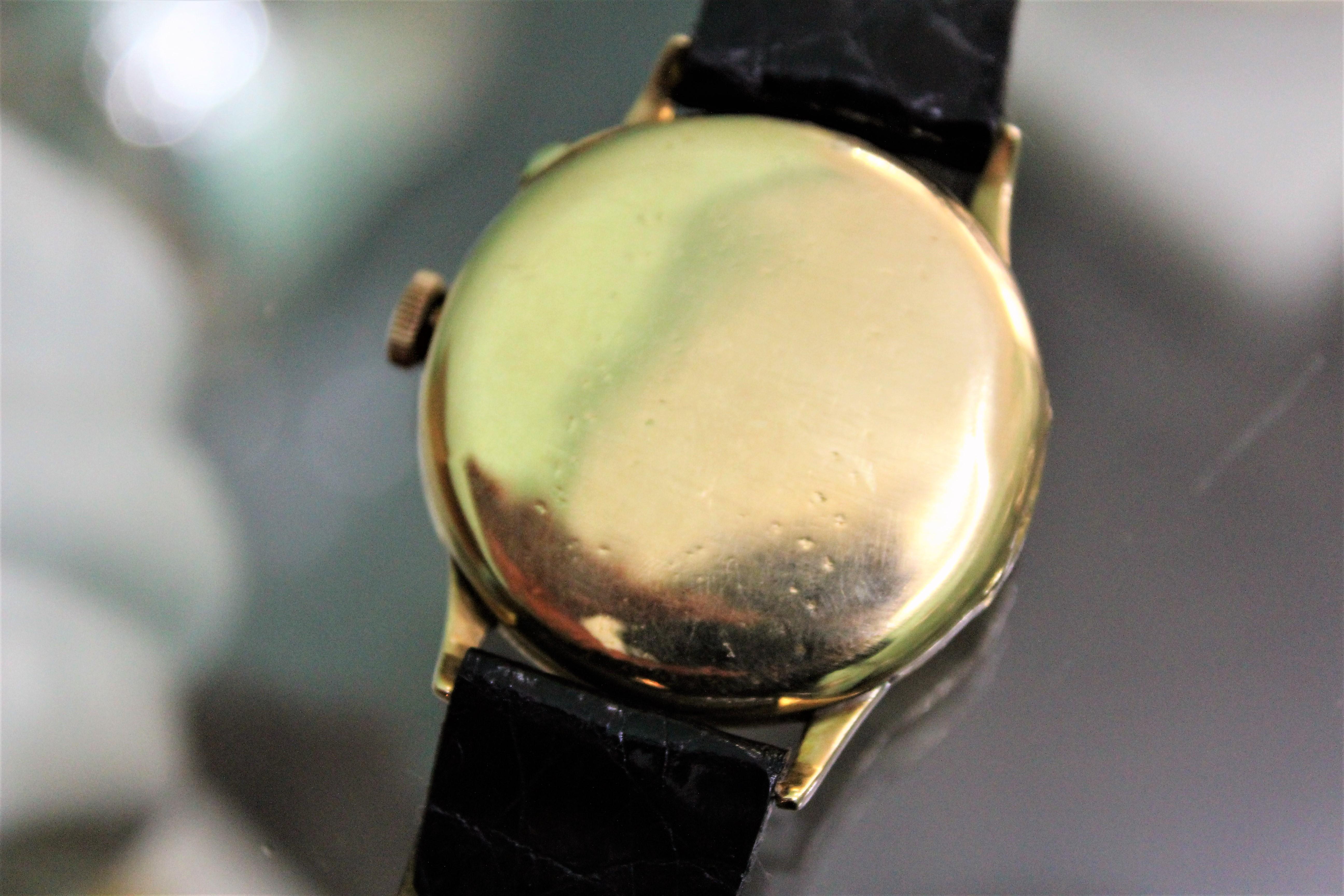 Men's Eberhard & C. Wristwatch Pre Extra-Fort Chrono Yellow Gold 18 Karat, 1920s