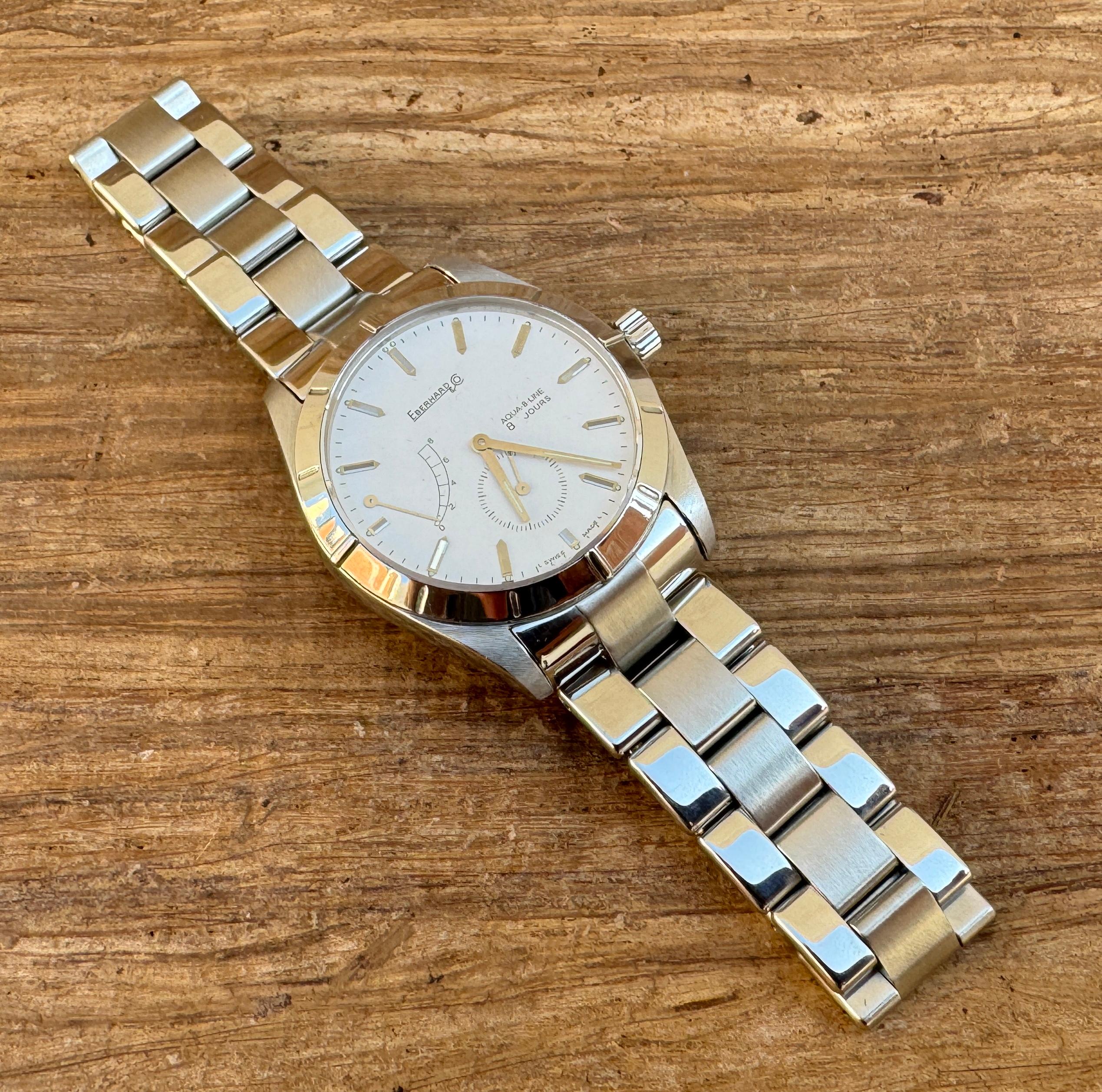 Eberhard & Co. 8 Jours days Aqua line Stainless steel Men's Watch Bon état - En vente à Toronto, CA