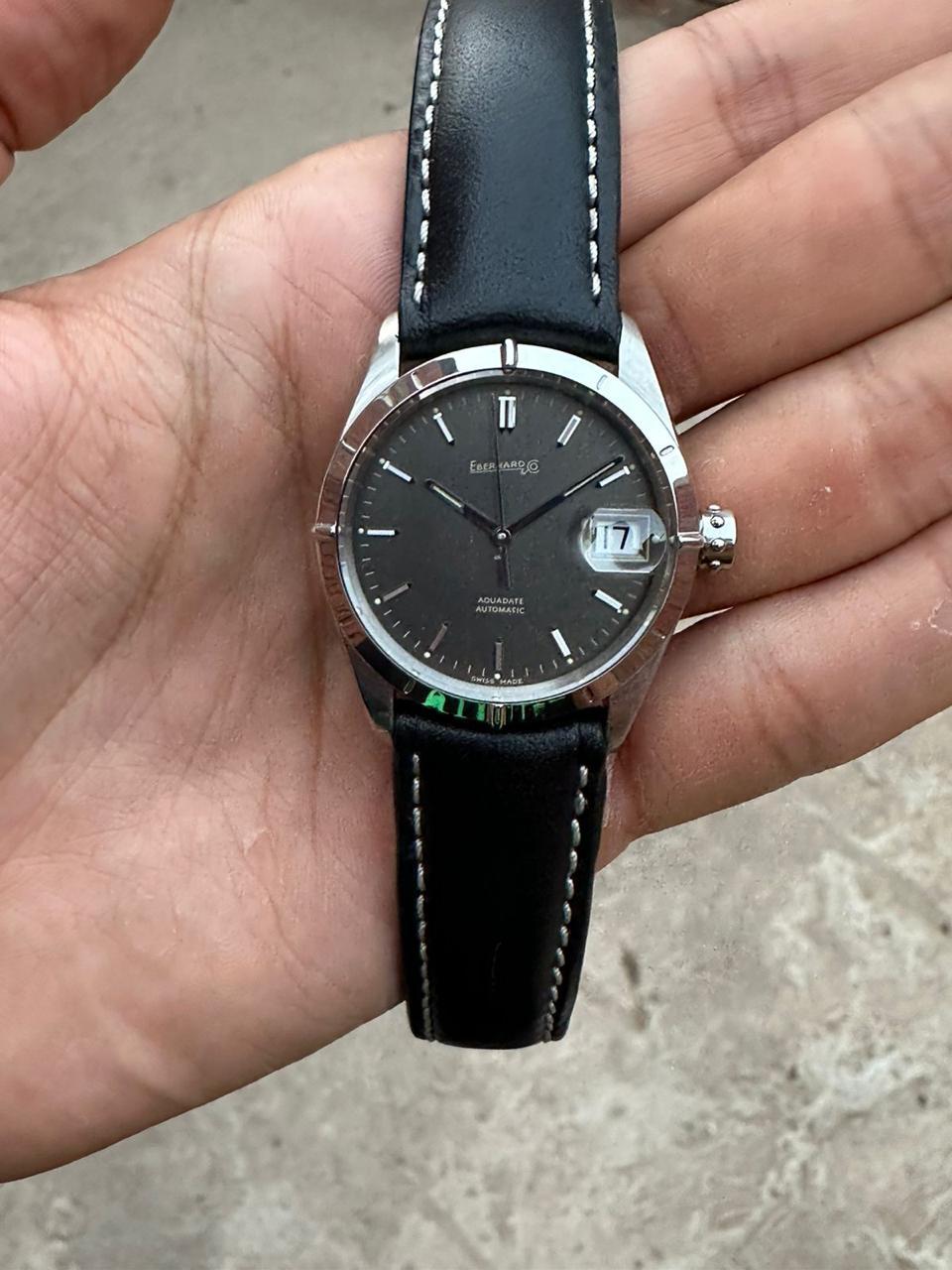 Eberhard & Co. Aquadate Automatic Ref 41007-A Date Men's Watch For Sale 2