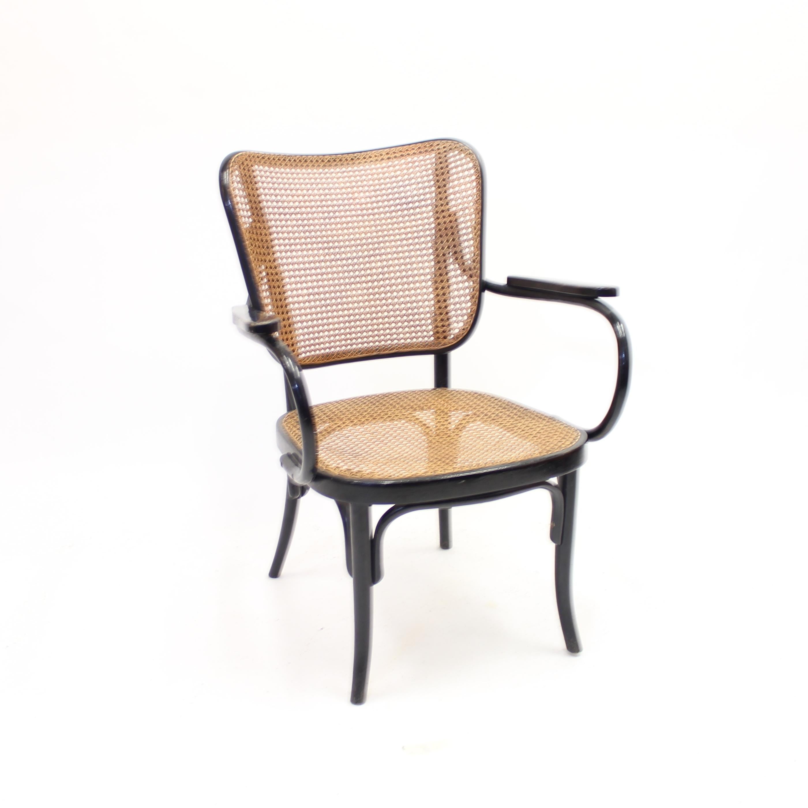 Eberhard Krauss, Rare Armchair Model A 821 F for Thonet, 1930 In Good Condition For Sale In Uppsala, SE