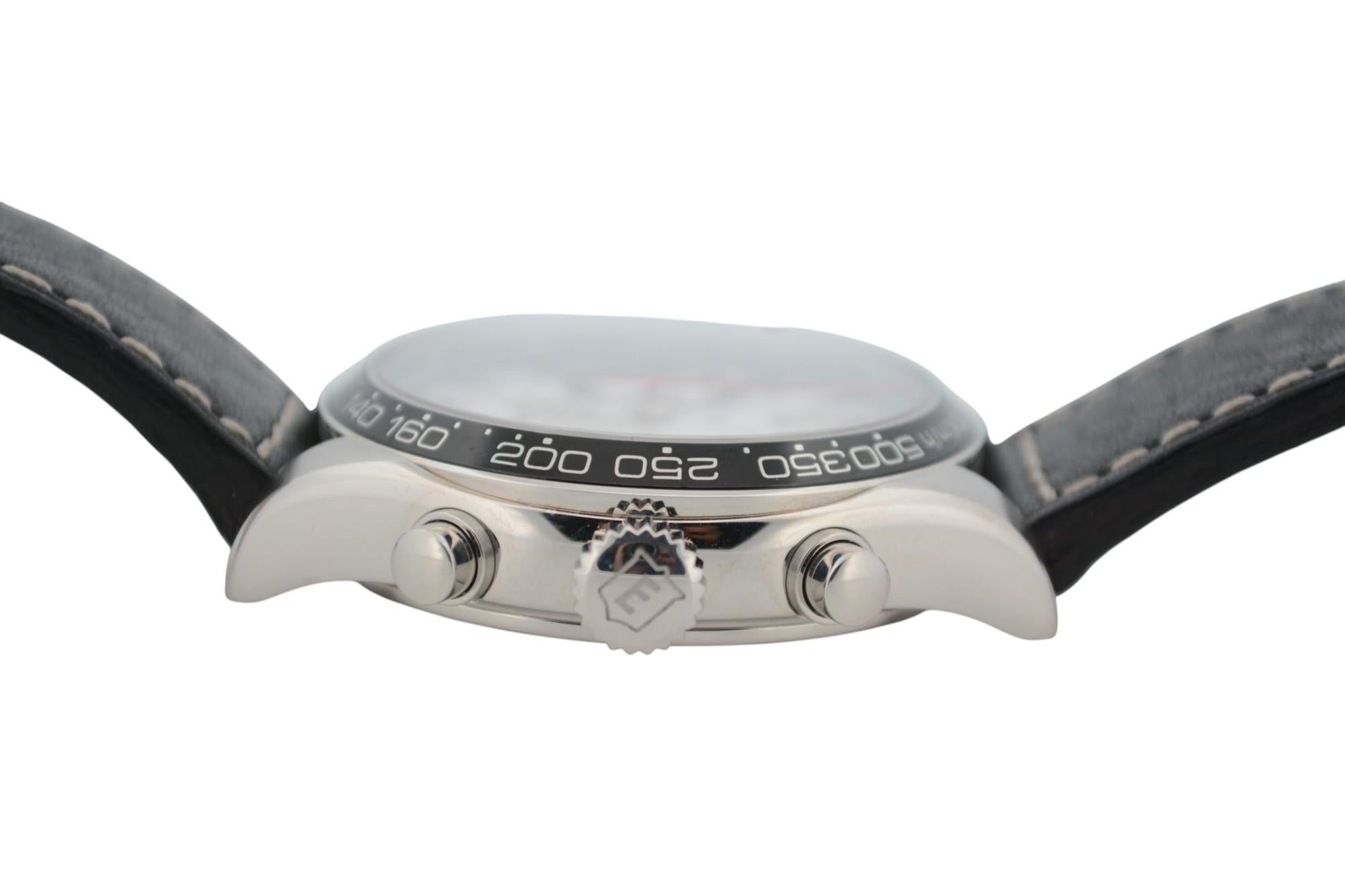 Eberhard&Co Champion V Chrono Gran Data 43mm Weißes Zifferblatt Lederarmband Ref: 31064 im Angebot 6