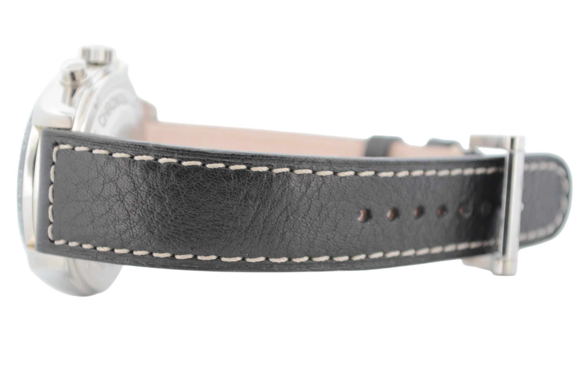 Eberhard&Co Champion V Chrono Gran Data 43mm Weißes Zifferblatt Lederarmband Ref: 31064 für Damen oder Herren im Angebot