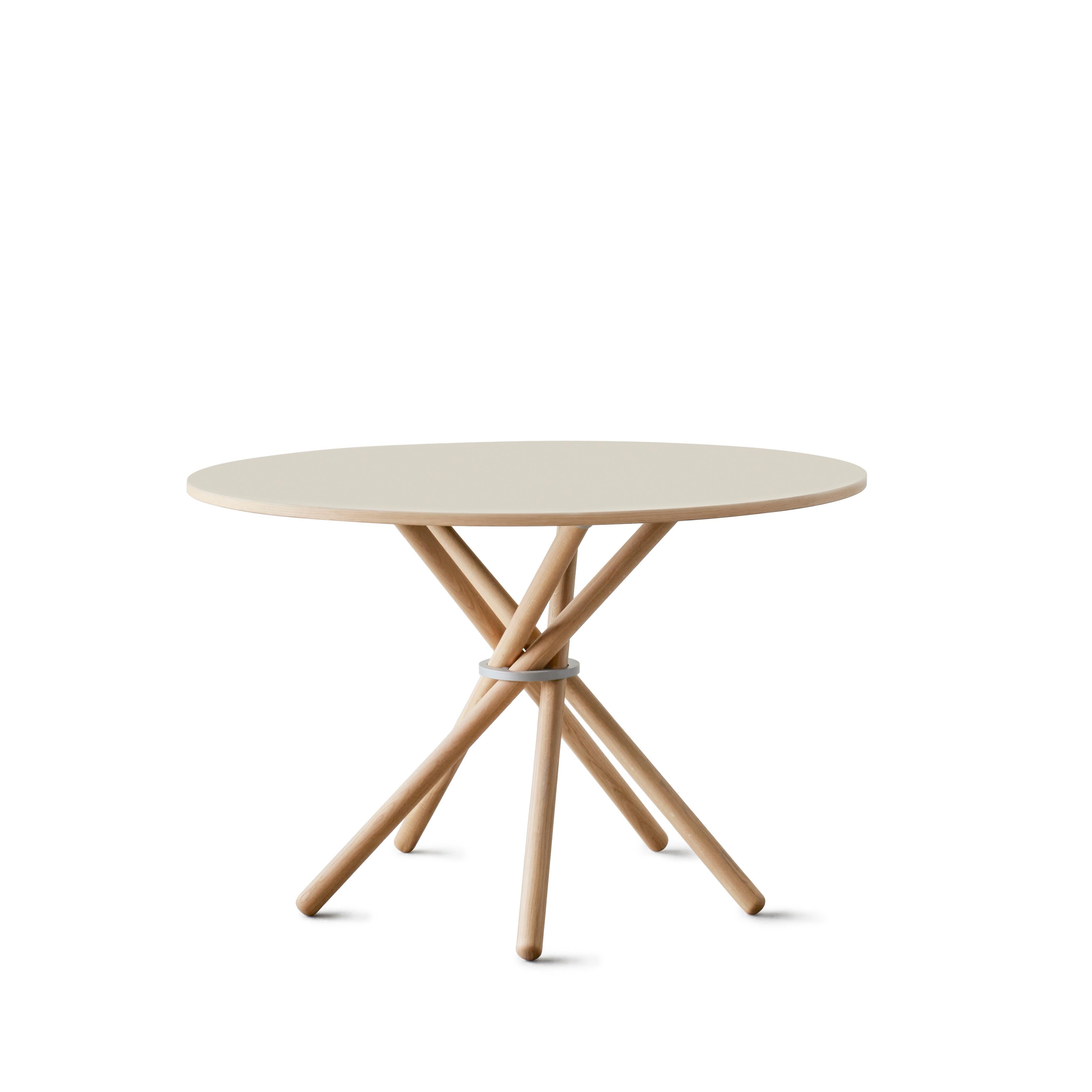 Designed to be the center of great dinner gatherings. The round dining table is the perfect choice for a dynamic space with its elegant expression and form. The table comes in three sizes, both extendable with extra leaves, making it a really