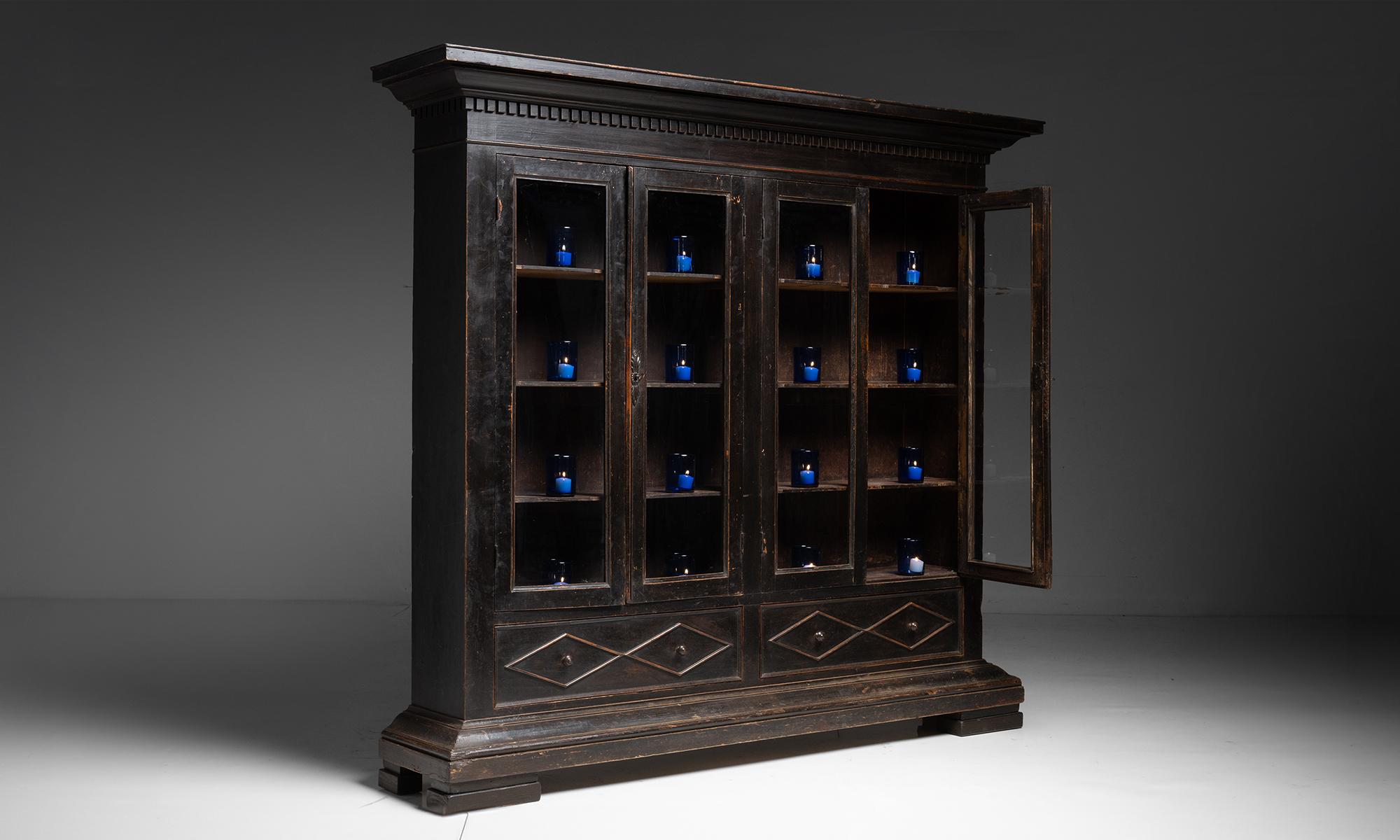 Ebonised Bookcase, Italy circa 1820 For Sale 1