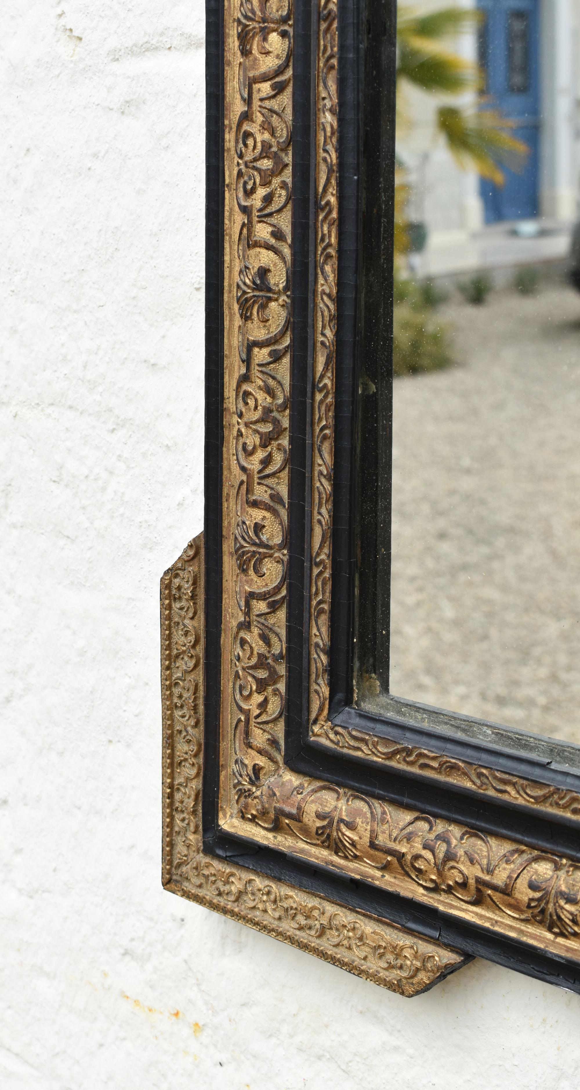 Specchio ebanizzato e in legno dorato Napoleone III Secondo Impero in vendita 7