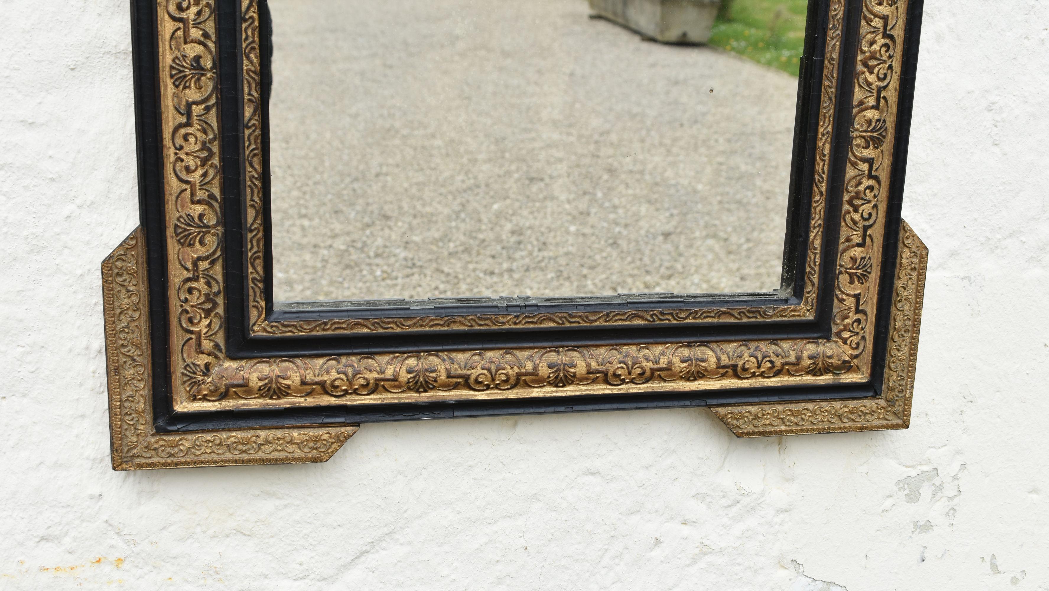 Specchio ebanizzato e in legno dorato Napoleone III Secondo Impero in vendita 1