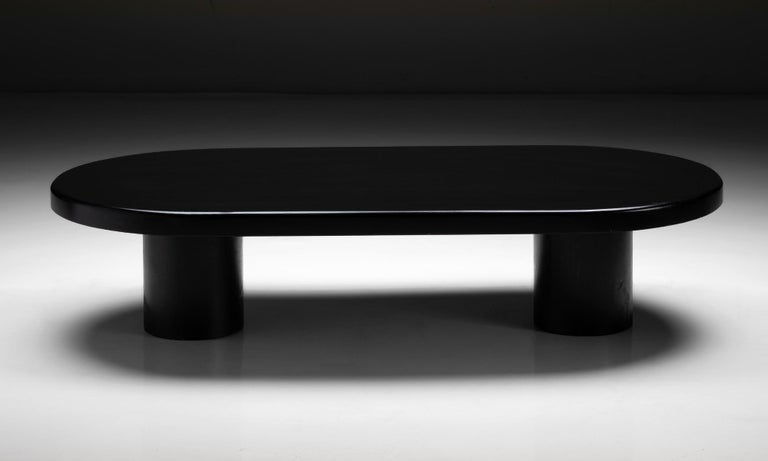 Ebonized Oval Coffee Table, Spain, circa 1990 In Good Condition For Sale In Culver City, CA