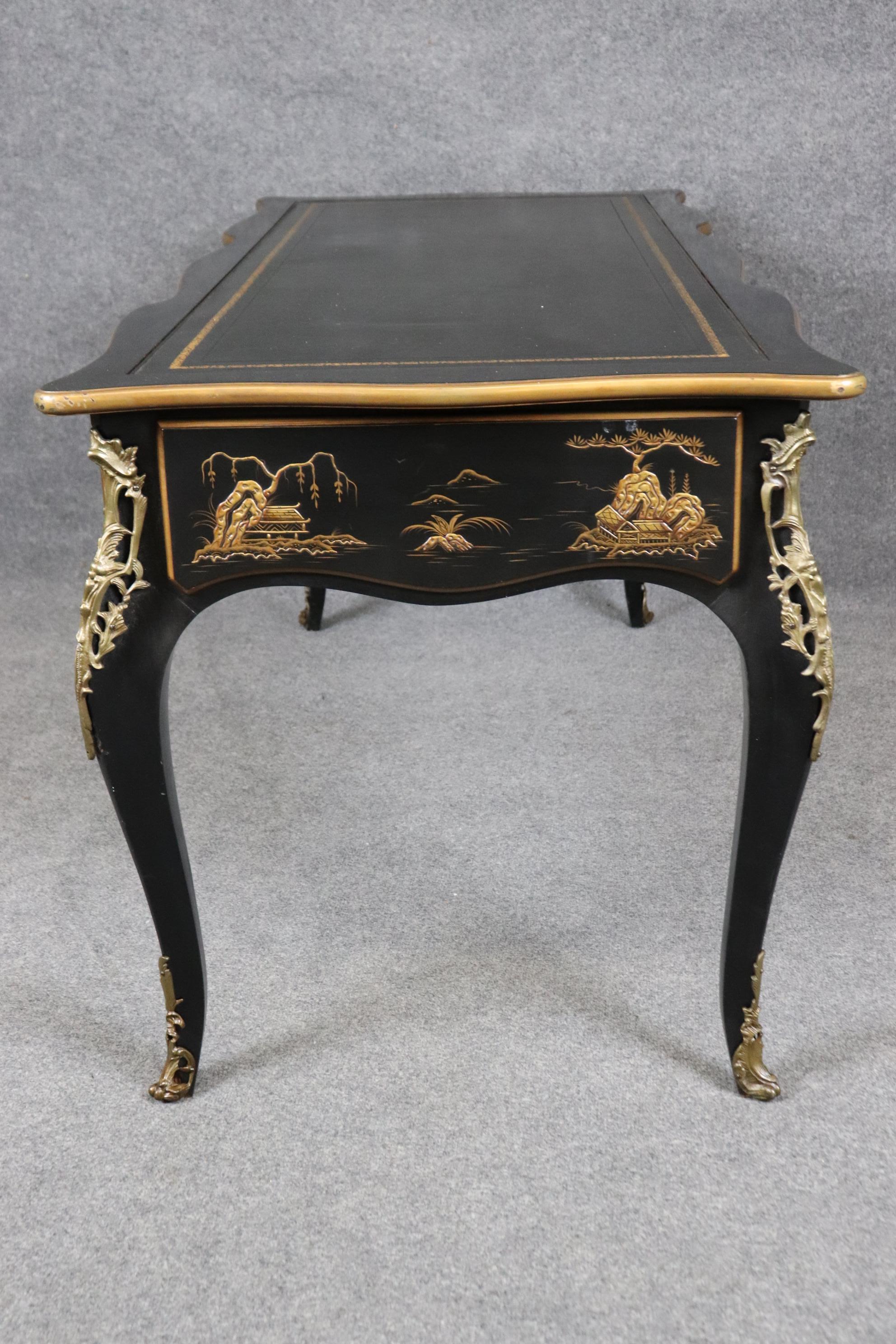 Ebonized and Gilded Chinoiserie Karges Leather Top Writing Executuve Desk In Good Condition For Sale In Swedesboro, NJ