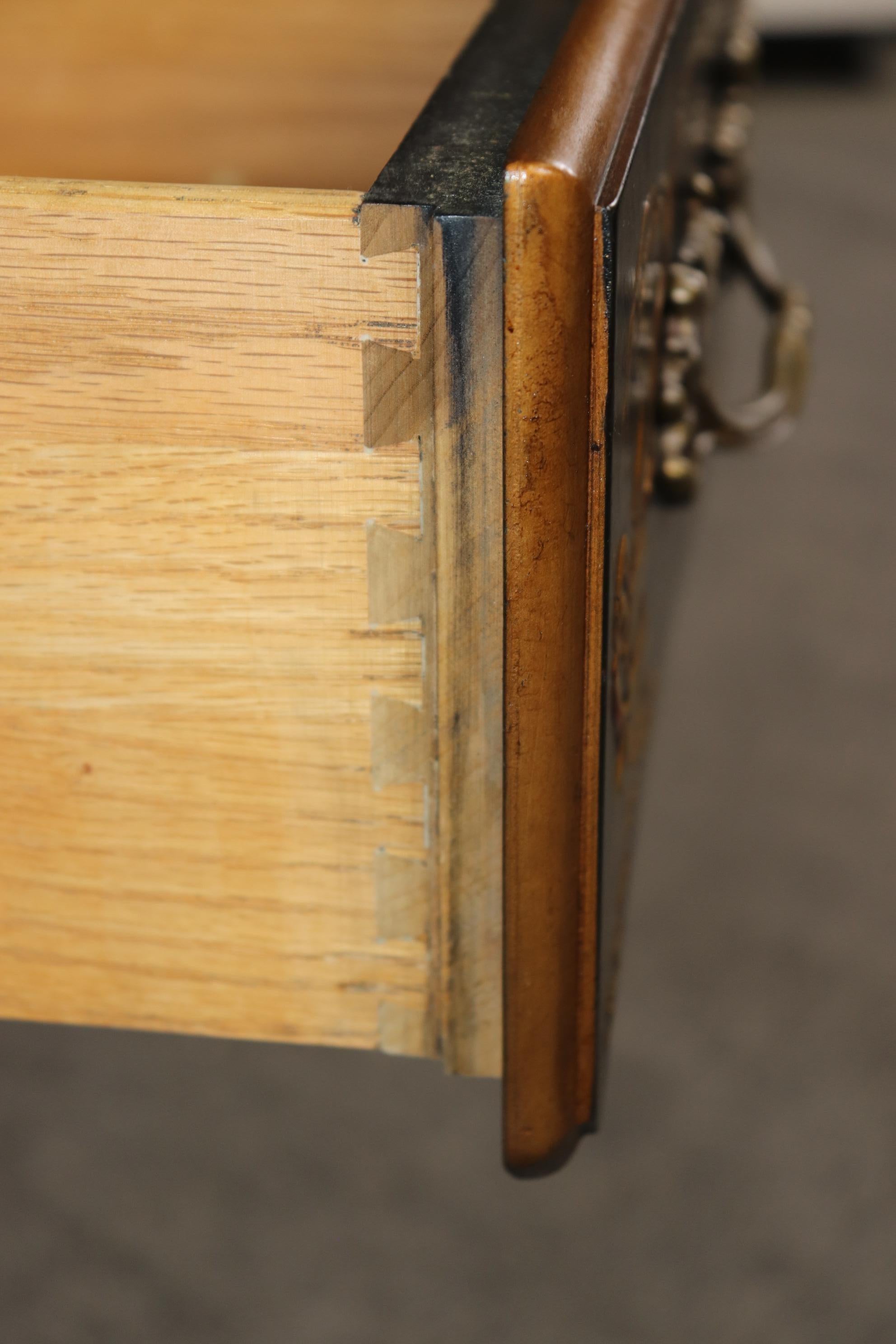 Ebonized and Gilded Chinoiserie Karges Leather Top Writing Executuve Desk For Sale 2