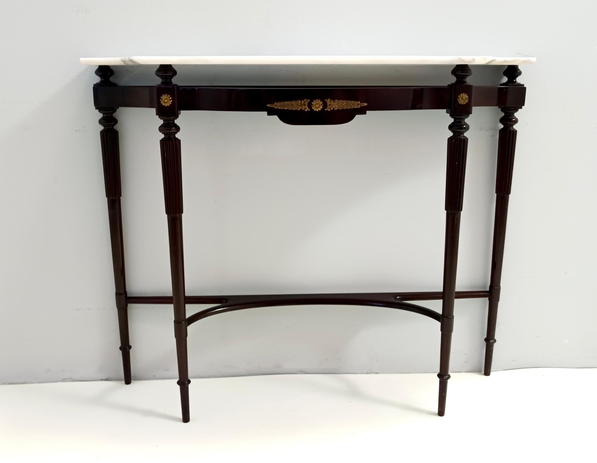 Konsolentisch aus ebonisierter Buche mit rosa portugiesischer Marmorplatte, Italien (Ebonisiert) im Angebot