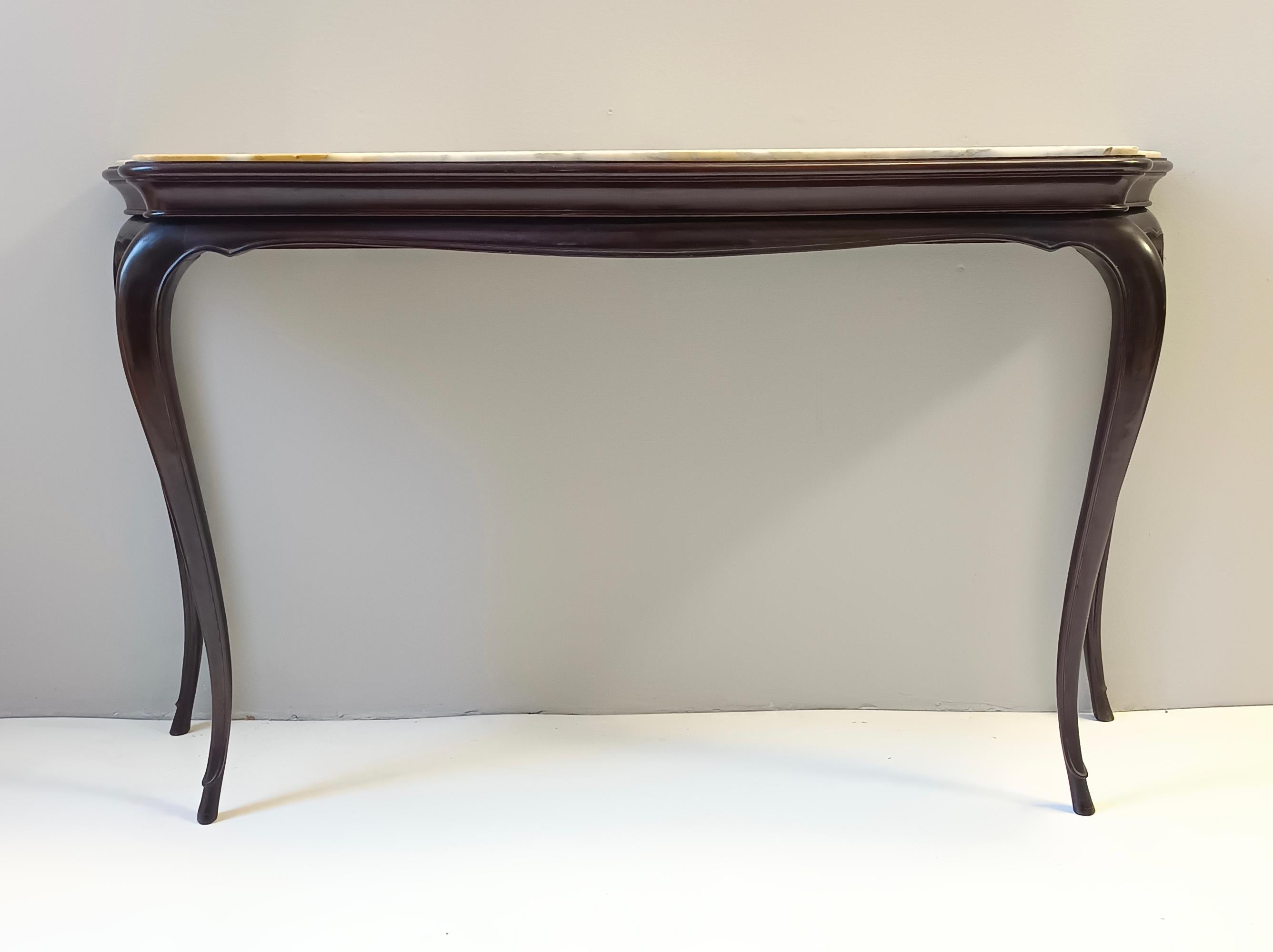 Consola de Haya Ebonizada con Tapa de Mármol de Siena Marfil de Osvaldo Borsani, Italia Italiano en venta