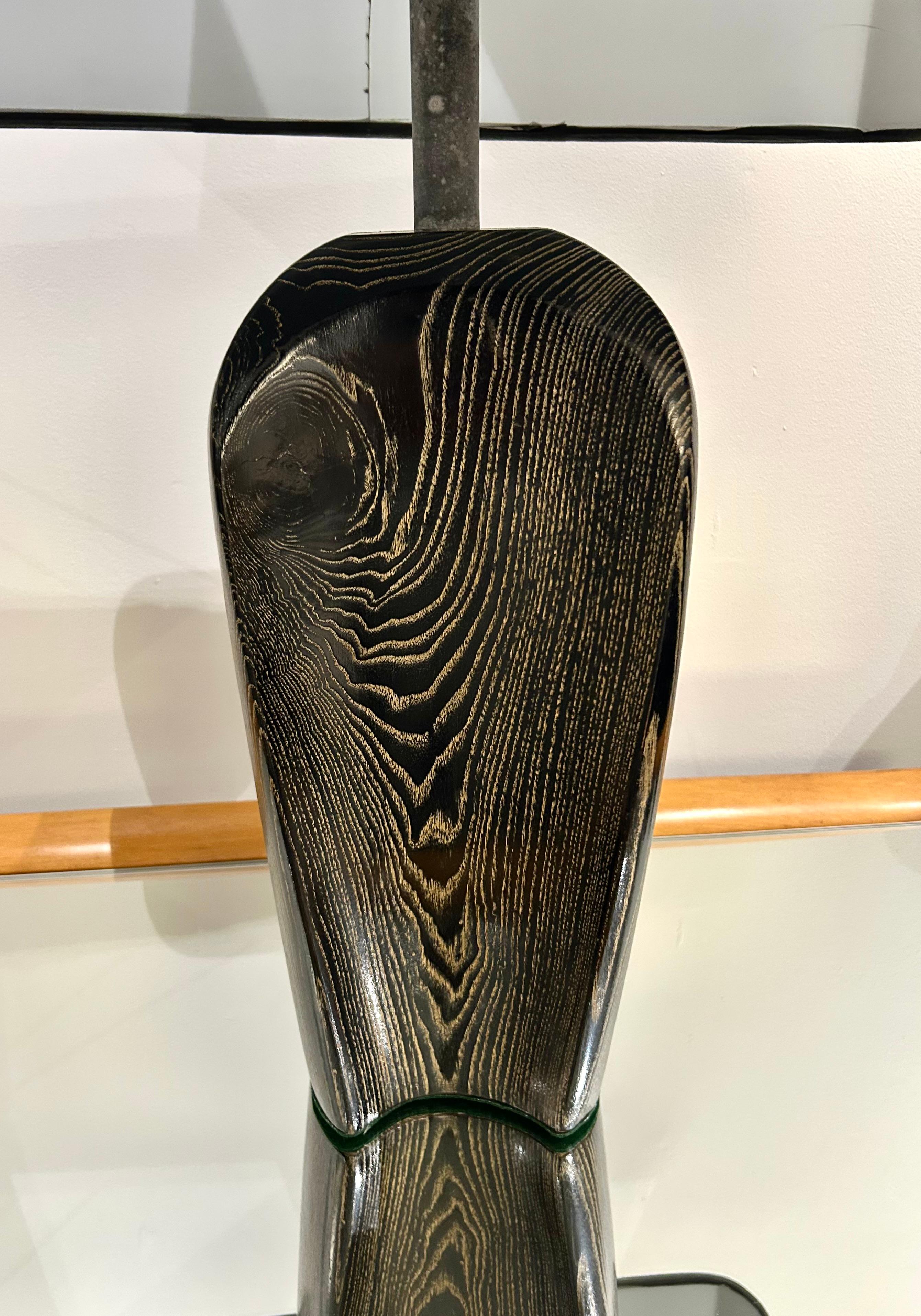 Tischlampe aus ebonisierter, keramisierter Eiche, USA 1970er im Angebot 7