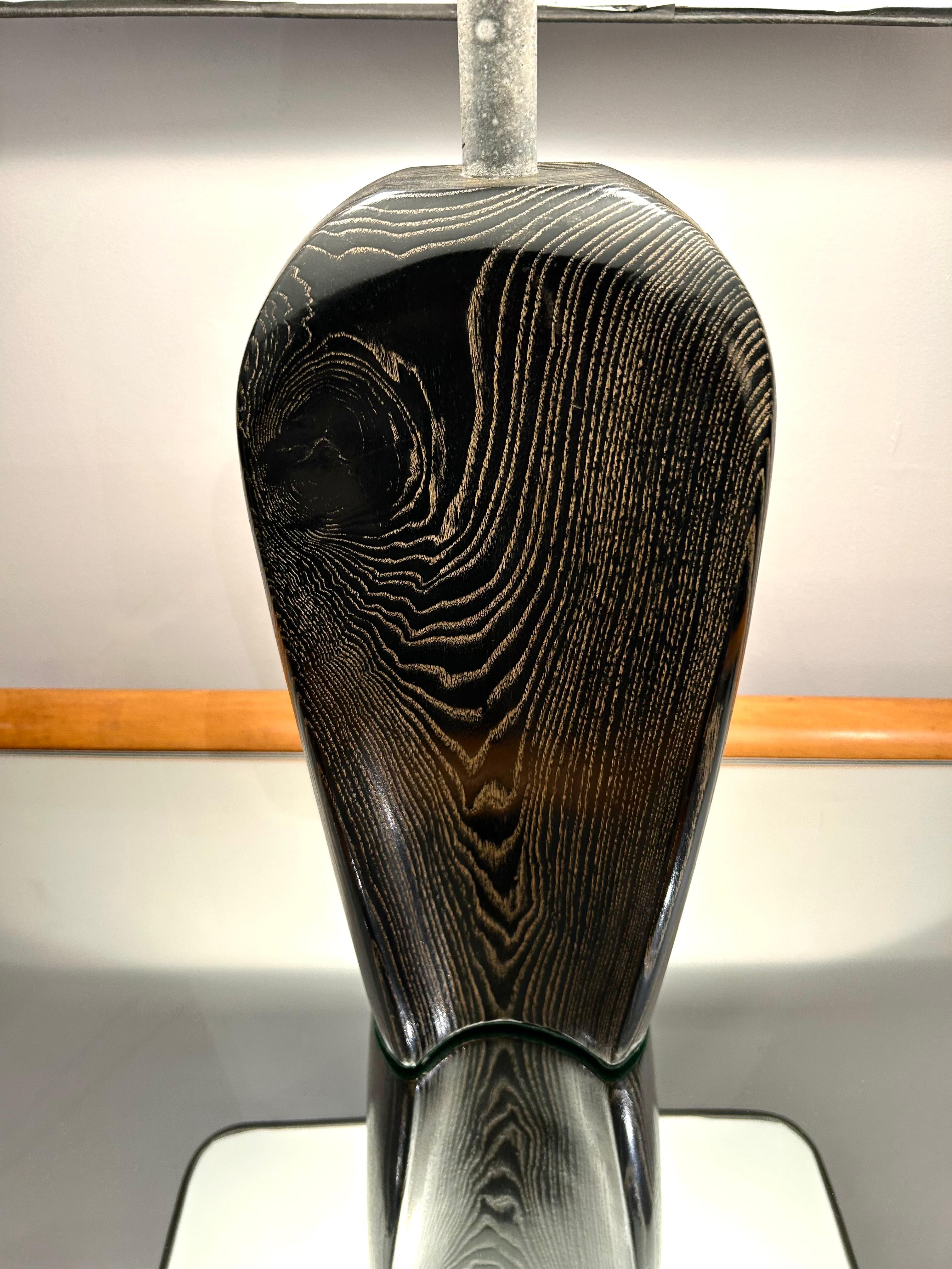 Tischlampe aus ebonisierter, keramisierter Eiche, USA 1970er (Ende des 20. Jahrhunderts) im Angebot