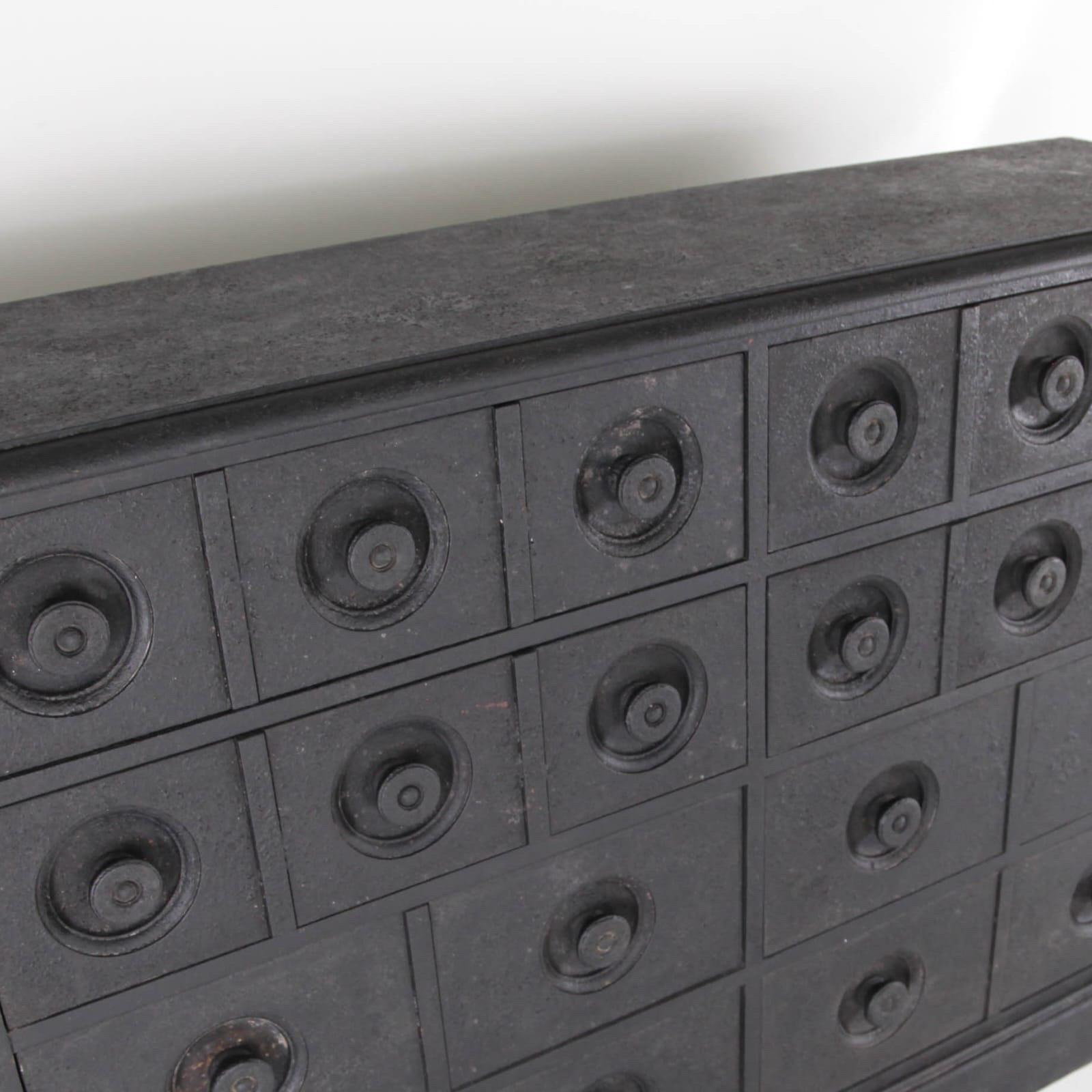 Ebonized chest of drawers For Sale 1