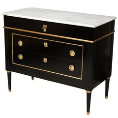 Wood Commodes and Chests of Drawers