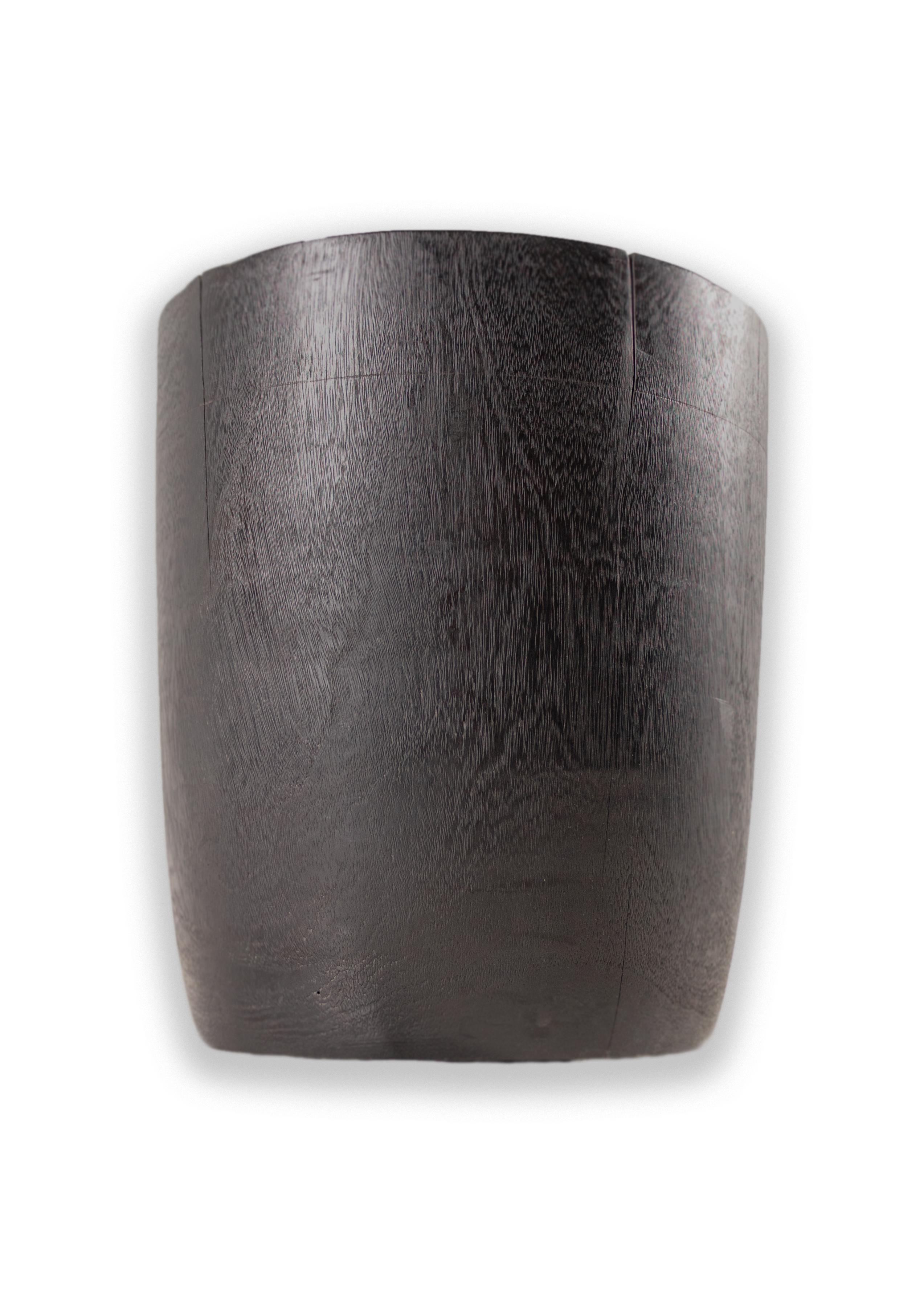 Ebonized drum form end table.

Piece from our one-of-a-kind collection, Le Monde. Exclusive to Brendan Bass. 


Globally curated by Brendan Bass, Le Monde furniture and accessories offer modern sensibility, provincial construction, and