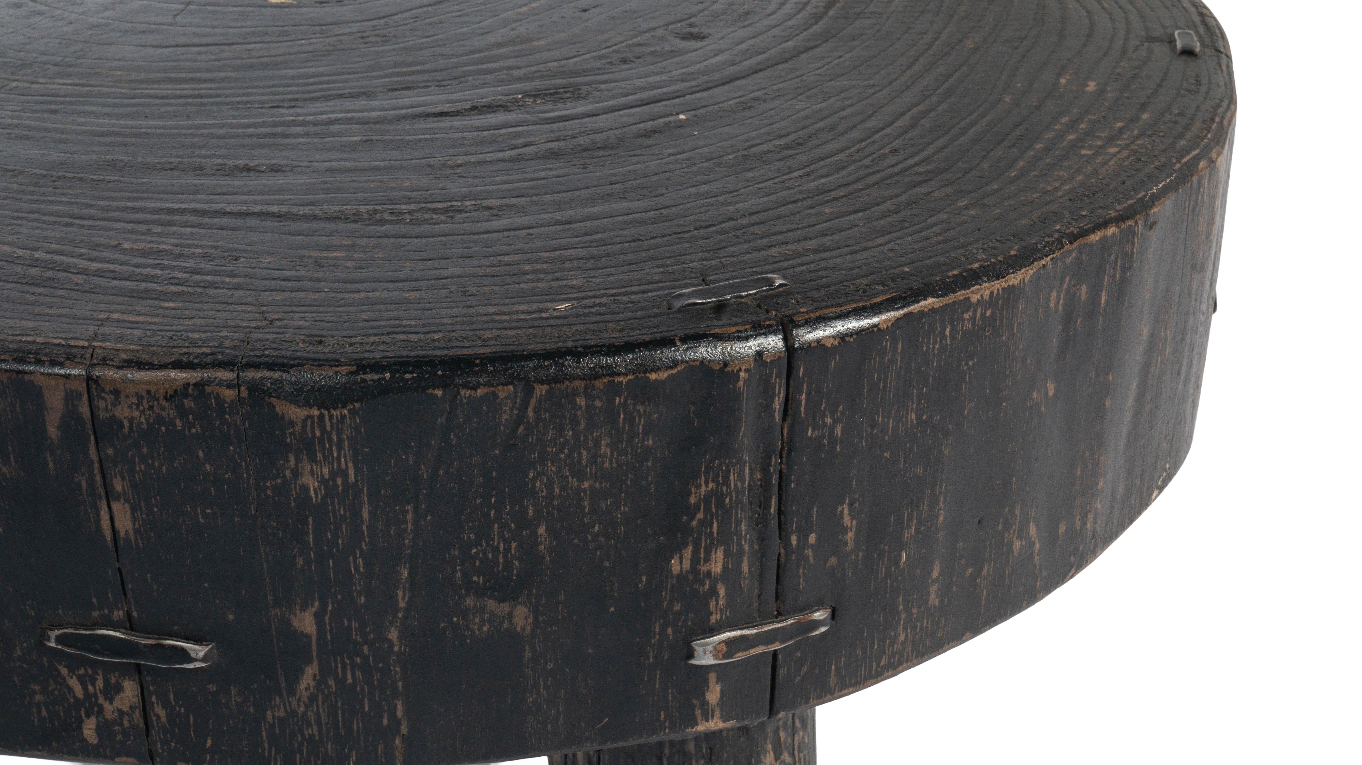 Ebonized Elm Block Coffee Table In Good Condition In Dallas, TX