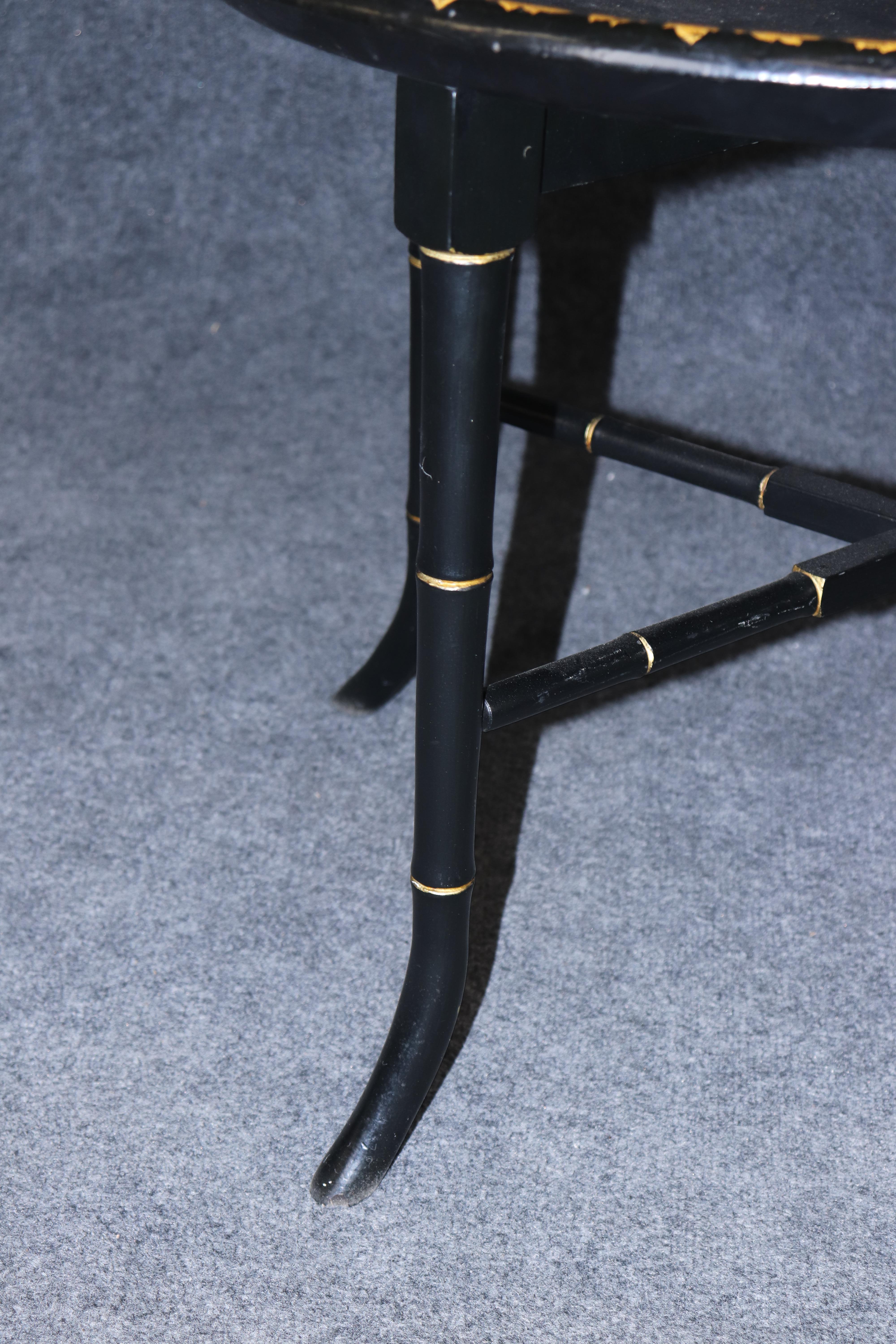 Milieu du XXe siècle Table basse en faux bambou ébonisé Chinoiserie anglaise nacre en vente