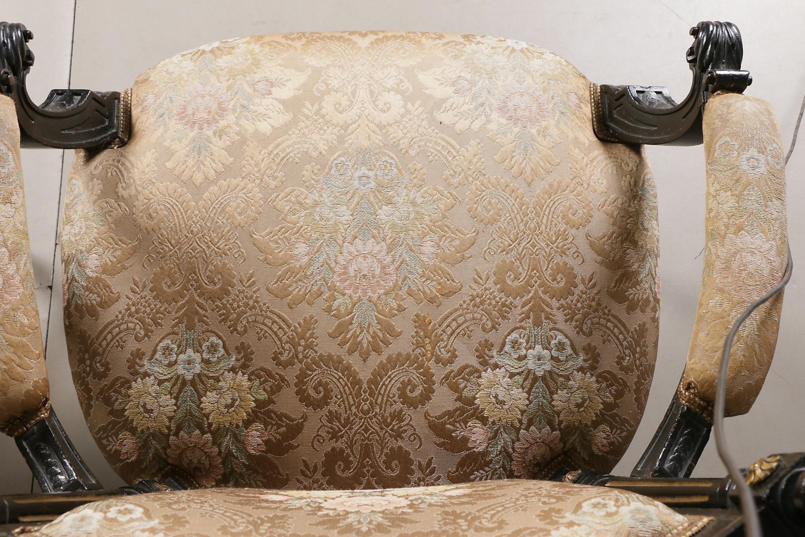 Ebonized Gildwood Louis XVI Armchairs For Sale 3