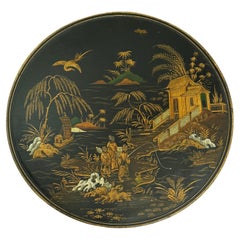 Table d'appoint ronde de style chinoiserie, en bois noirci et doré