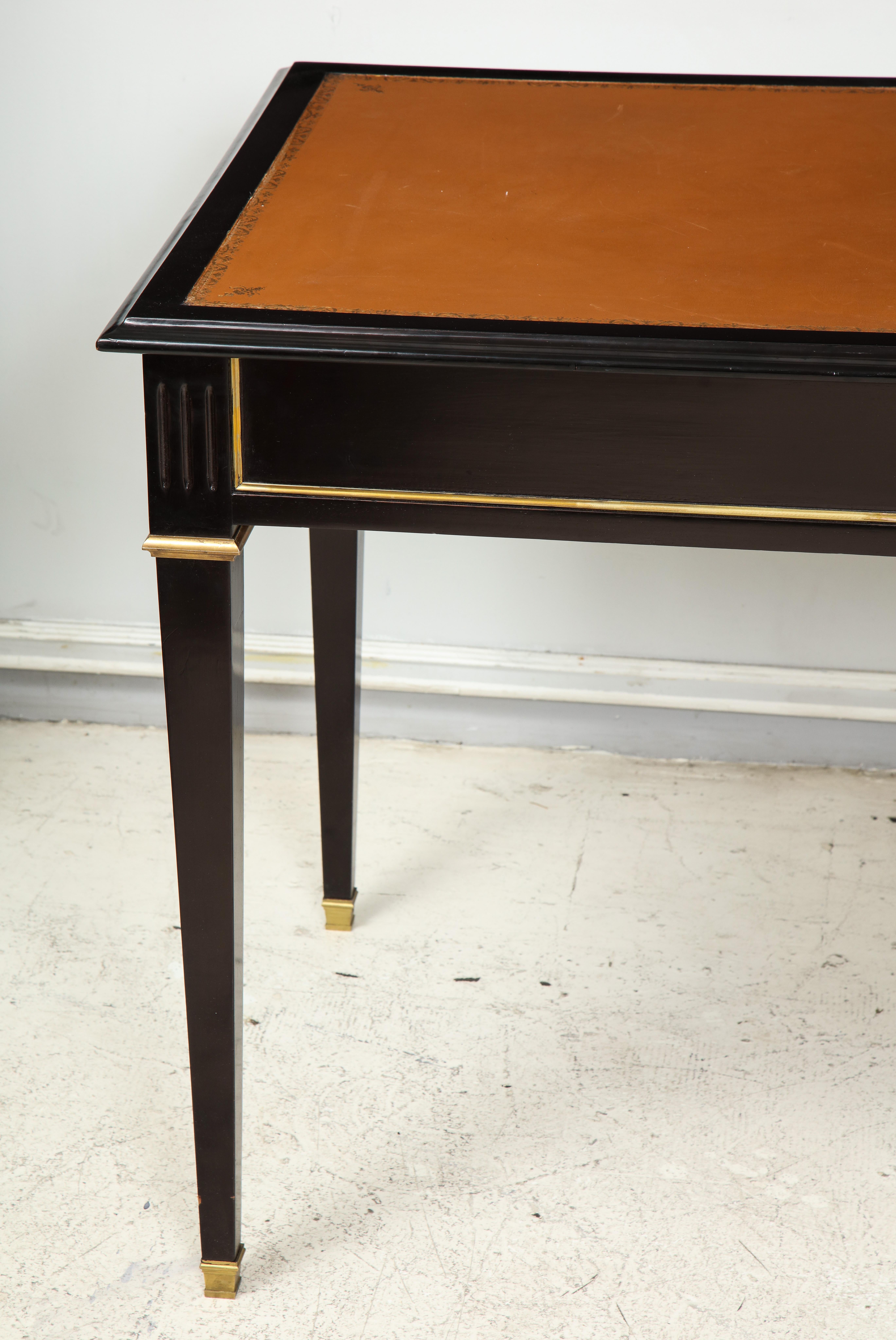Ebonized Leather-Top Bronze-Mounted Bureauplat Desk In Good Condition In New York, NY
