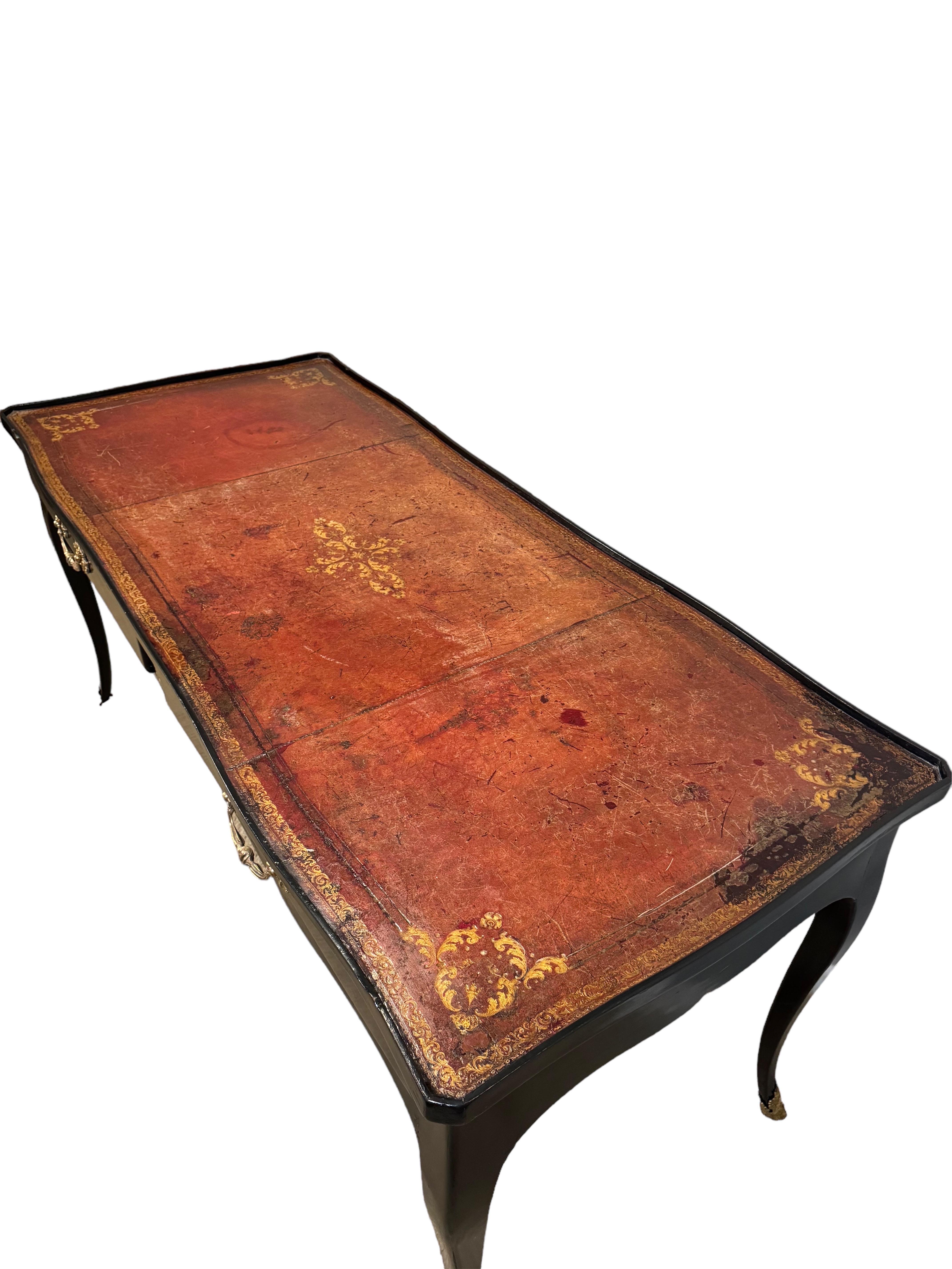 Ebonisiertes Leder oben Bureau Plat im Angebot 4