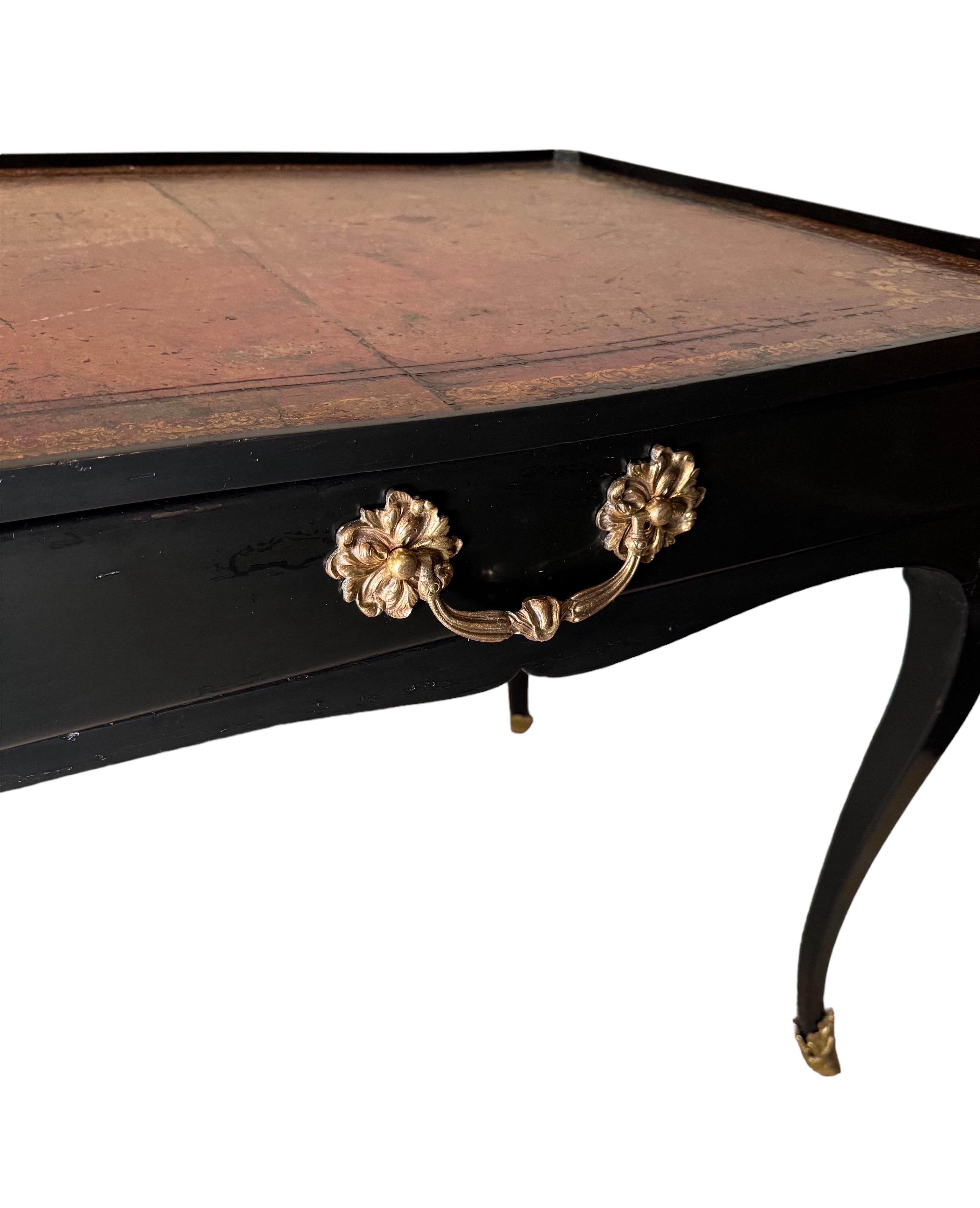 Ebonisiertes Leder oben Bureau Plat (Französisch) im Angebot