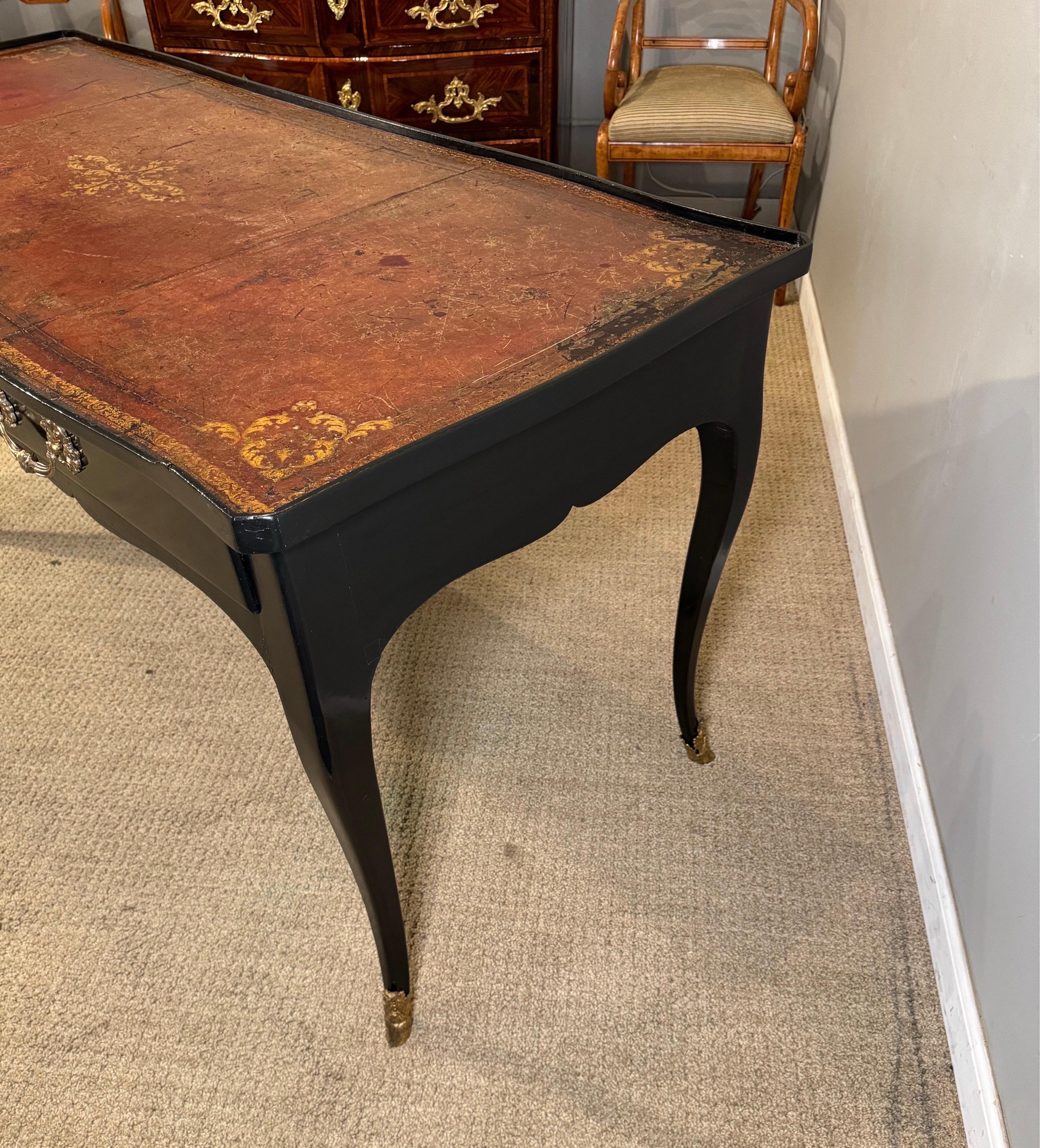 Ebonisiertes Leder oben Bureau Plat im Angebot 3