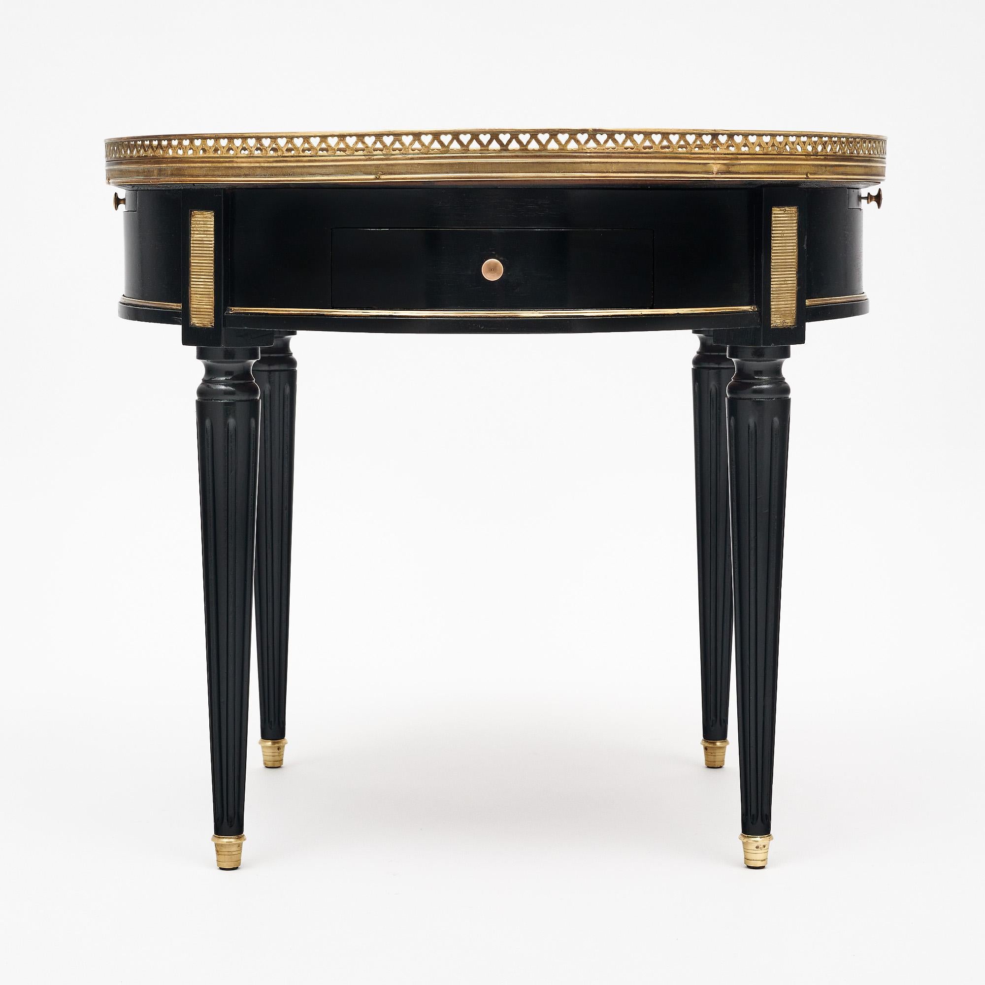 Ebonized Louis XVI “Bouillotte“ Side Table For Sale 1