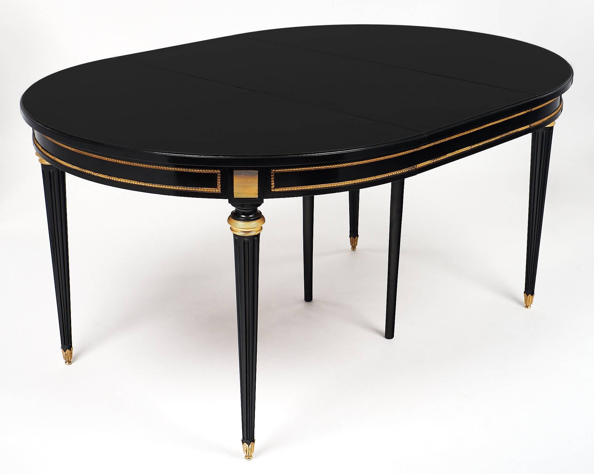 Ebonized Louis XVI Style Dining Table In Excellent Condition In Austin, TX