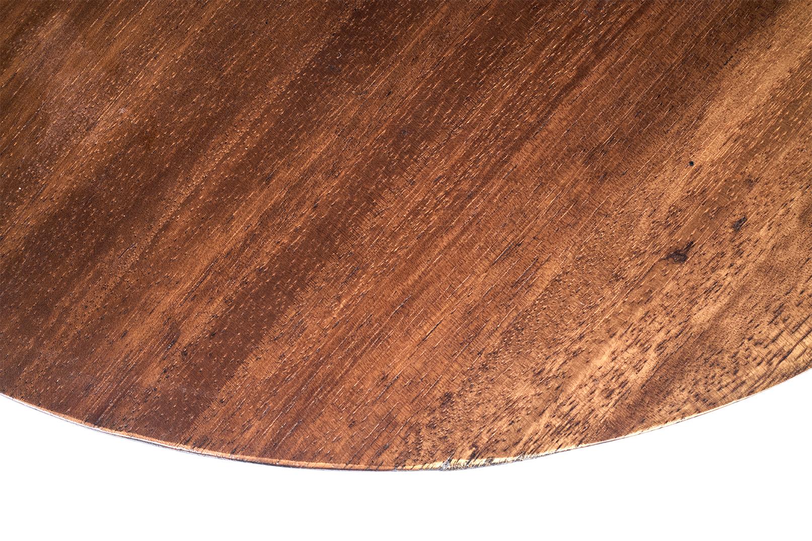Mid-Century Modern Ebonized Lychee Tapered Side Table For Sale