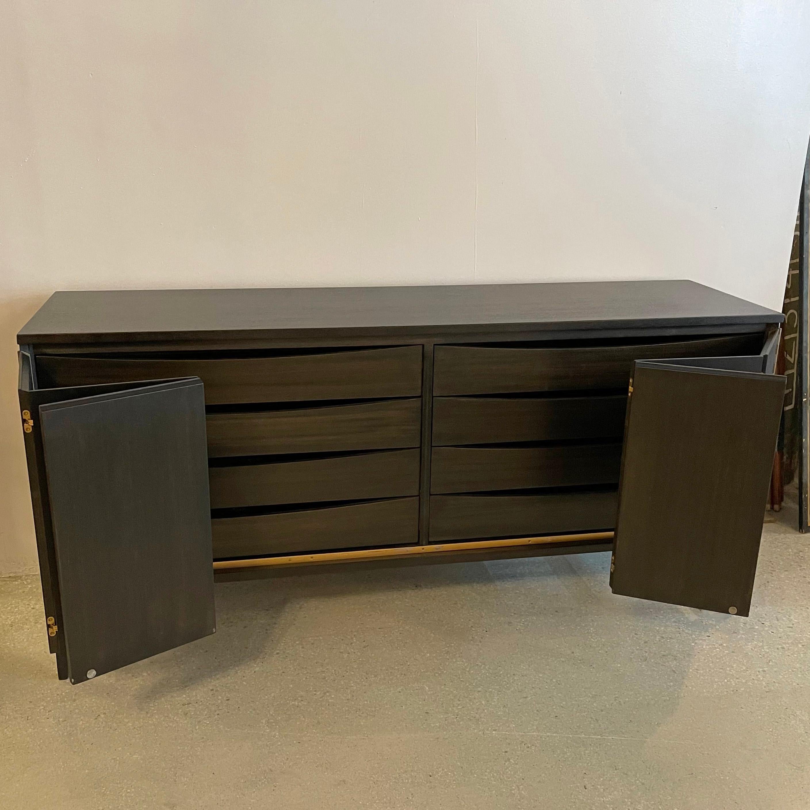20th Century Ebonized Mahogany Concealed Dresser By Paul McCobb, Irwin Collection, Calvin For Sale