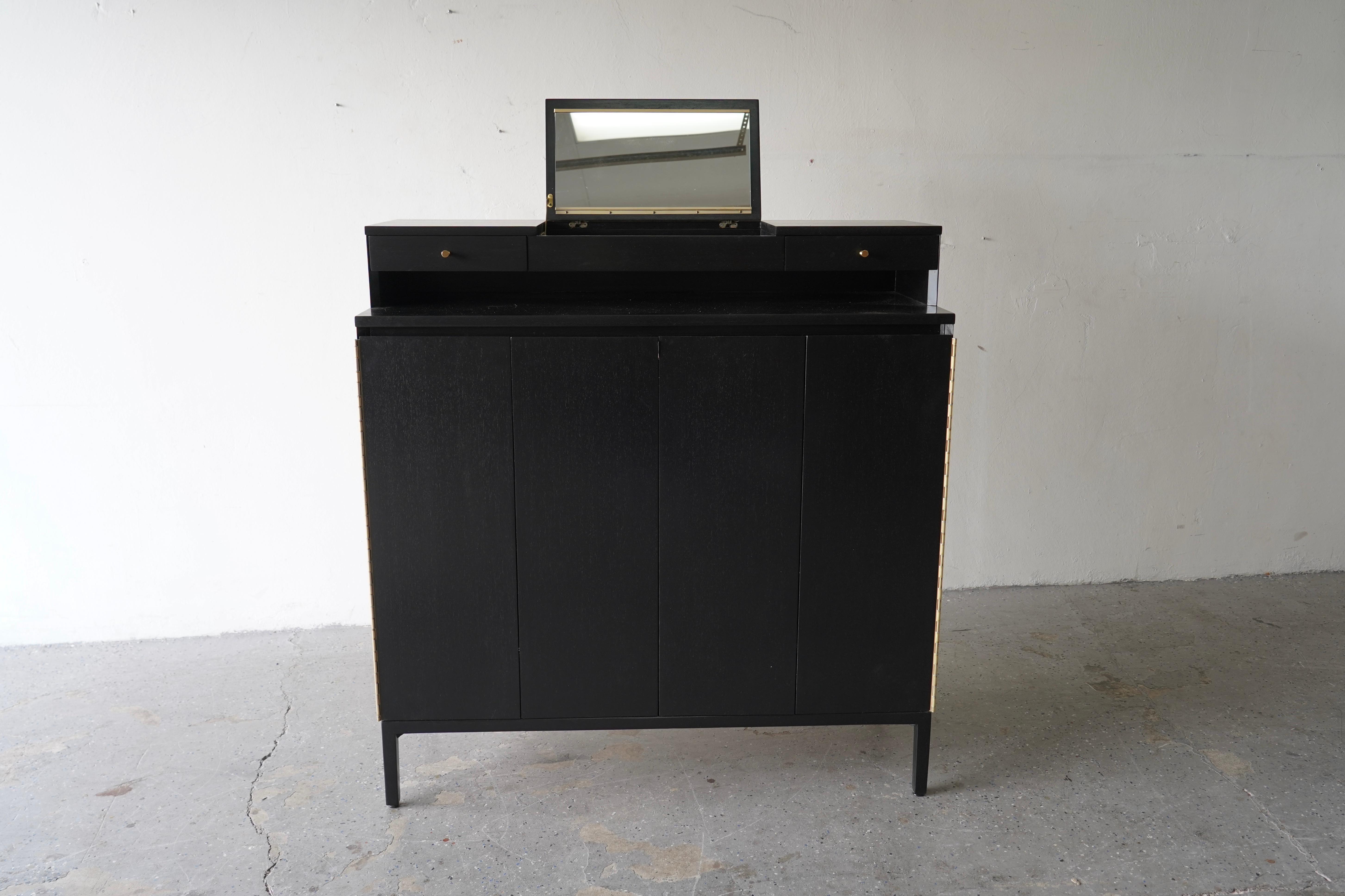 Ebonized Mahogany Concealed Gentleman’s Chest by Paul McCobb for Calvin In Good Condition In Las Vegas, NV