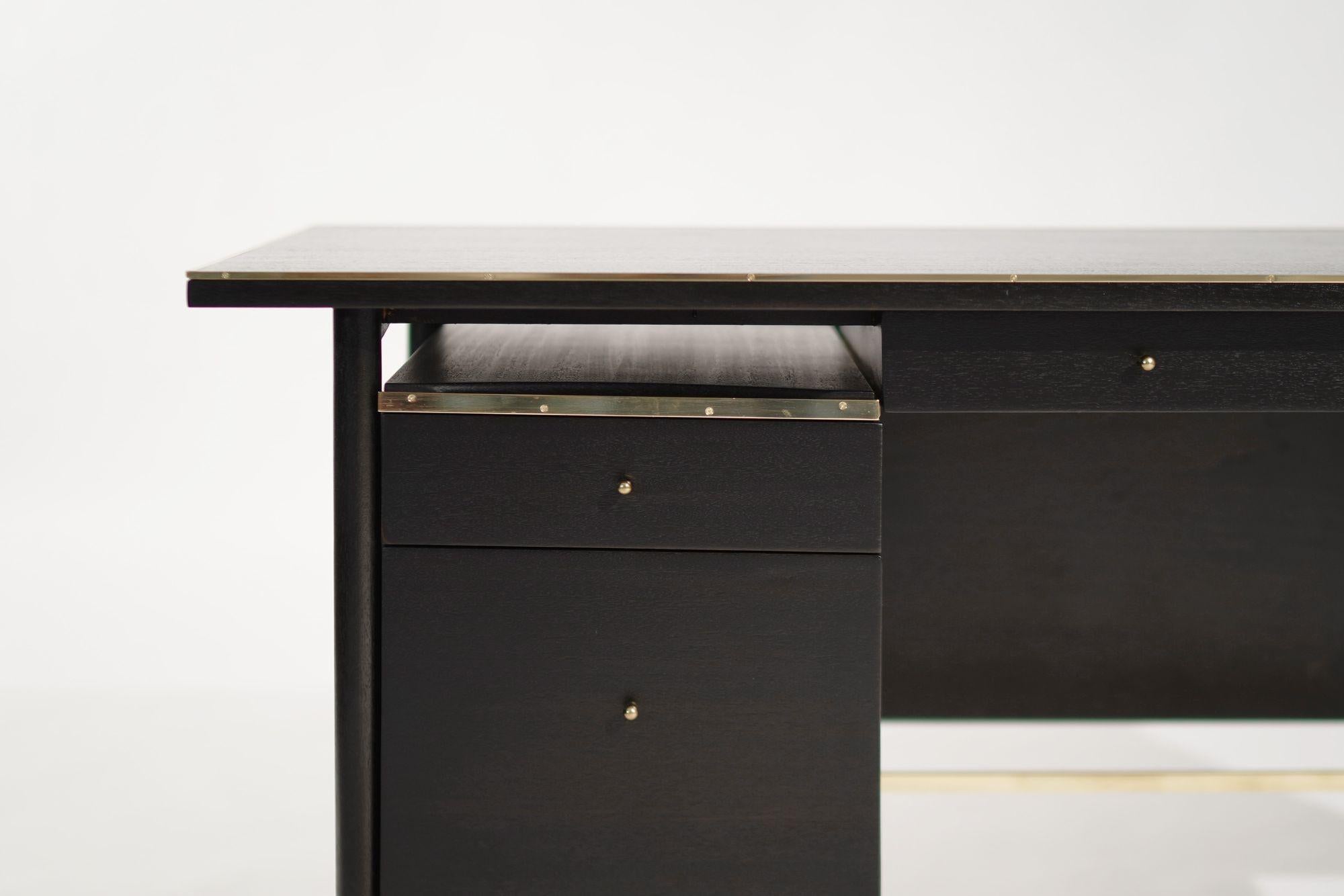 Ebonized Mahogany Desk by Paul McCobb, Connoisseur Collection, C. 1950s For Sale 1