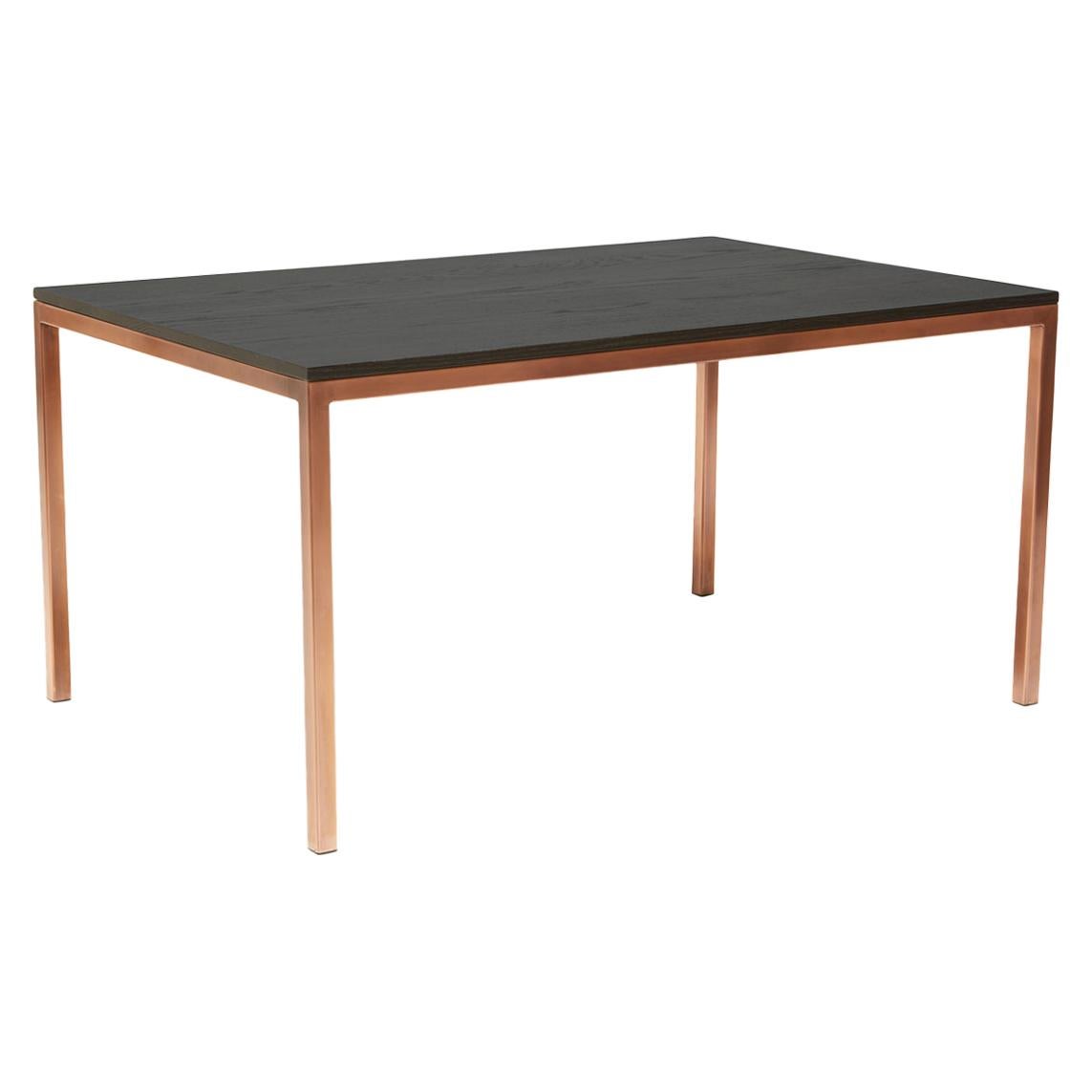 Petite table de salle à manger en chêne ébénisé et cuivre antique en vente