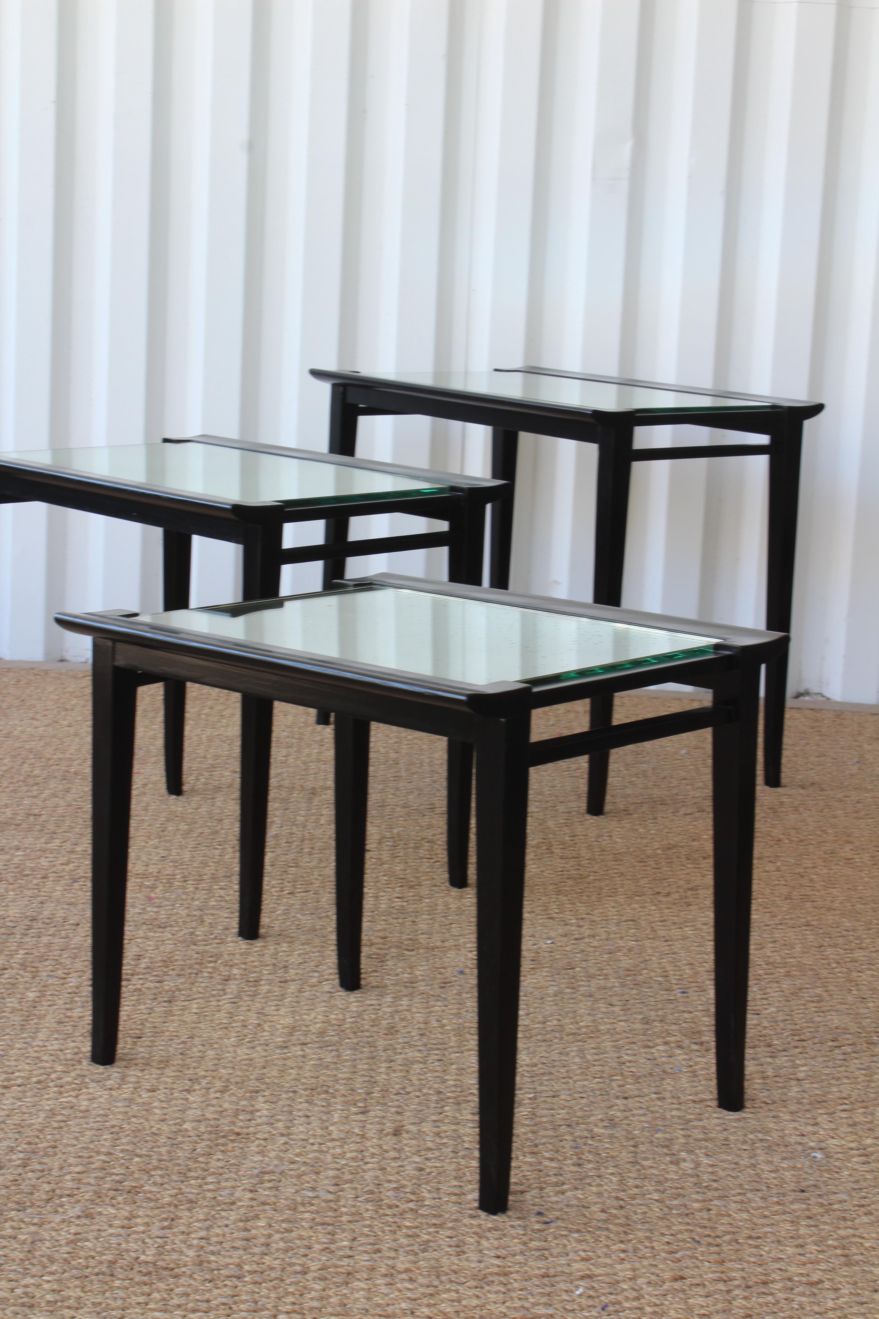 Ebonized Oak Nesting Tables with Mirror Tops, USA, 1950s In Excellent Condition In Los Angeles, CA