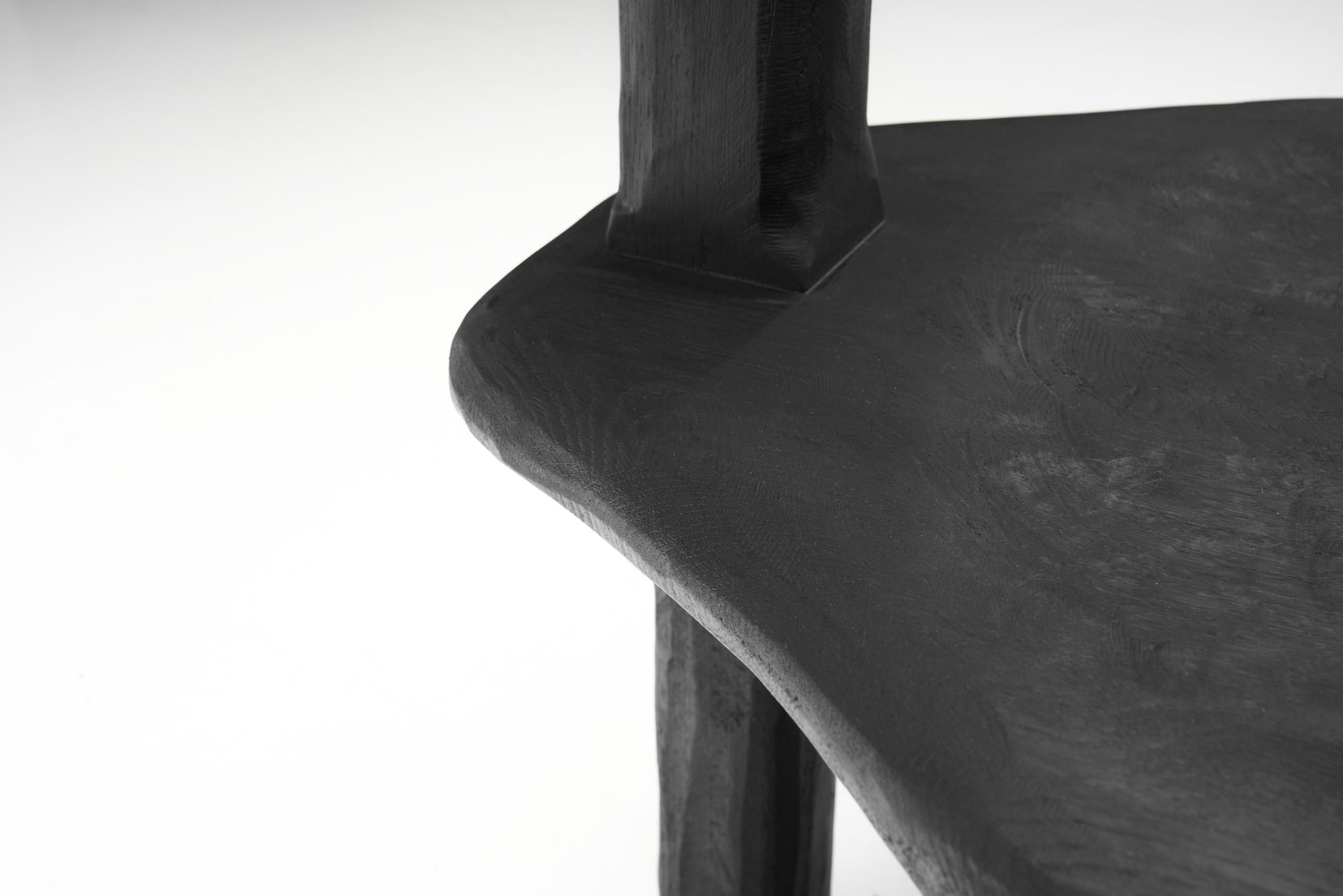 Chaise « P60 » en chêne ébénisé de Robin Berrewaerts, Belgique 2022 en vente 5