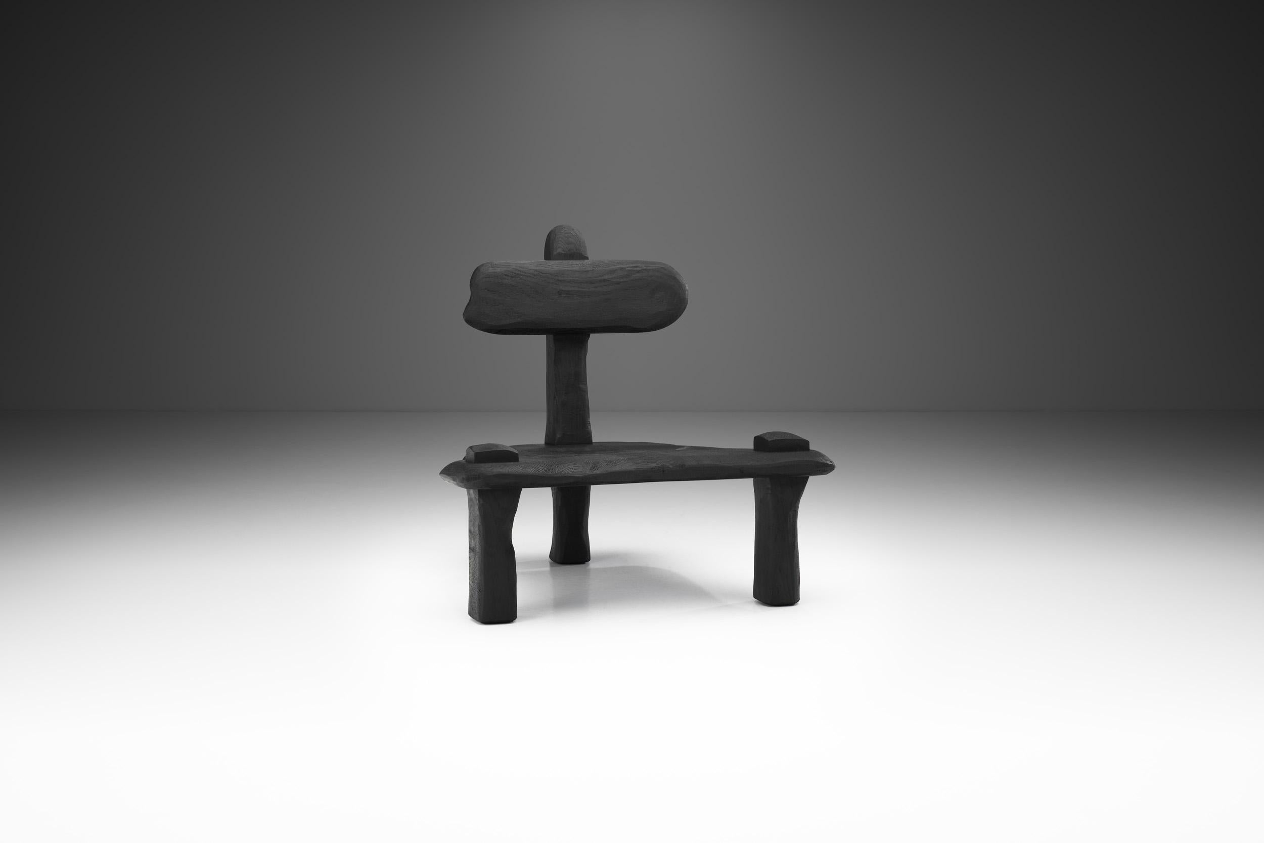 Postmoderne Chaise « P60 L » en chêne ébénisé de Robin Berrewaerts, Belgique 2022 en vente