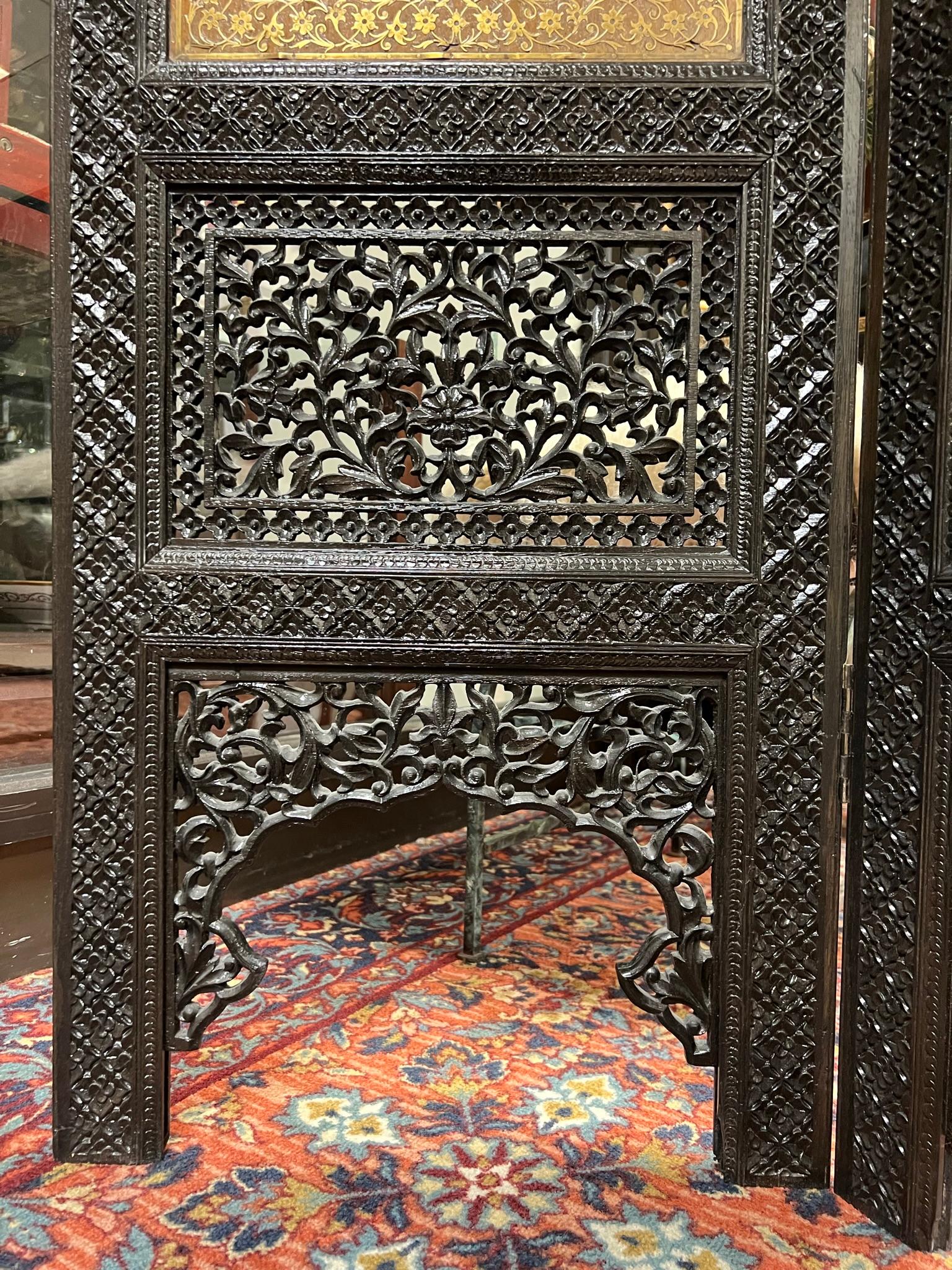 Ebonized Screen with Arabesque Inlaid Brass of Finest Quality In Good Condition For Sale In New York, NY