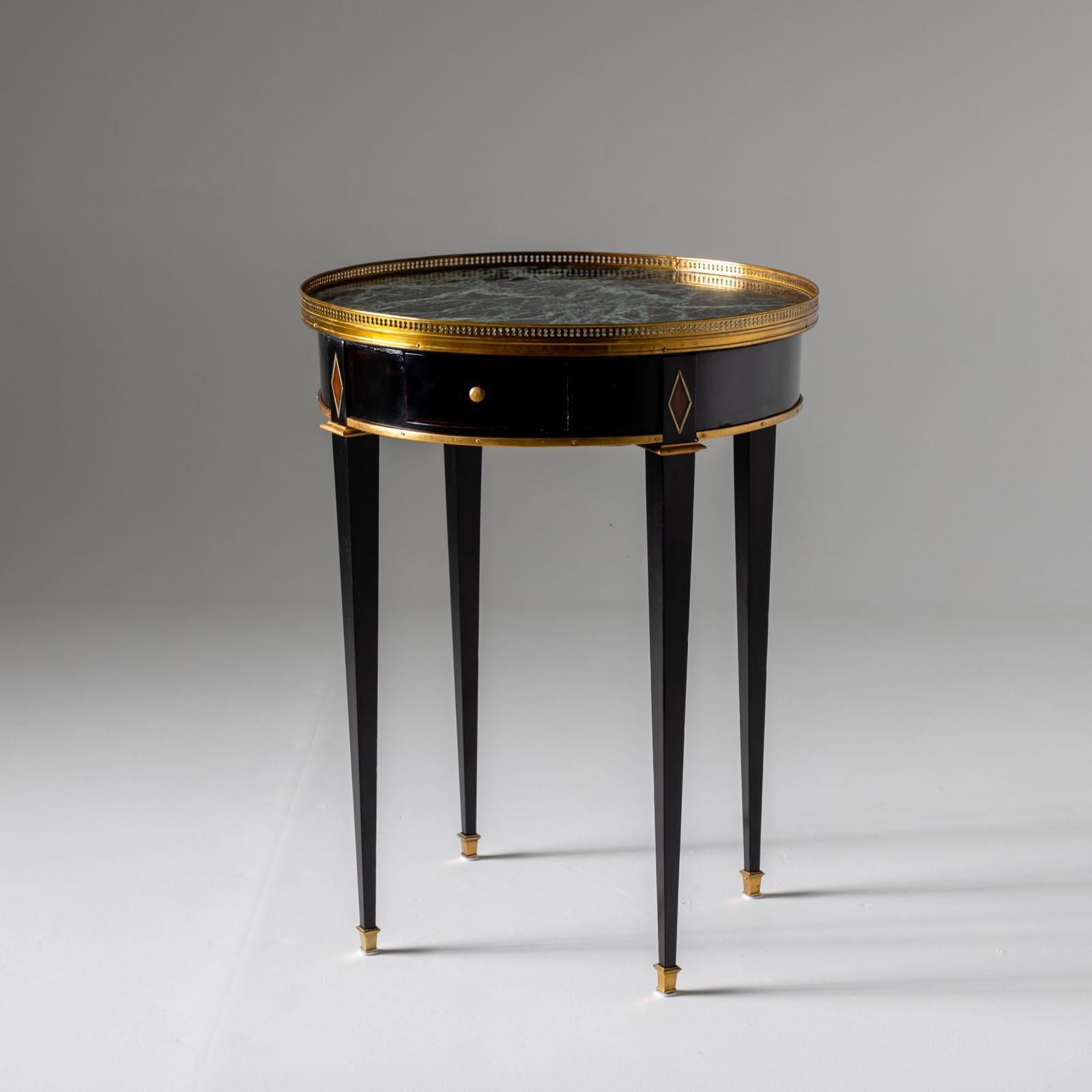 Ebonized Side Table with green Marble Top, France 2nd Half 19th Century In Good Condition For Sale In New York, NY