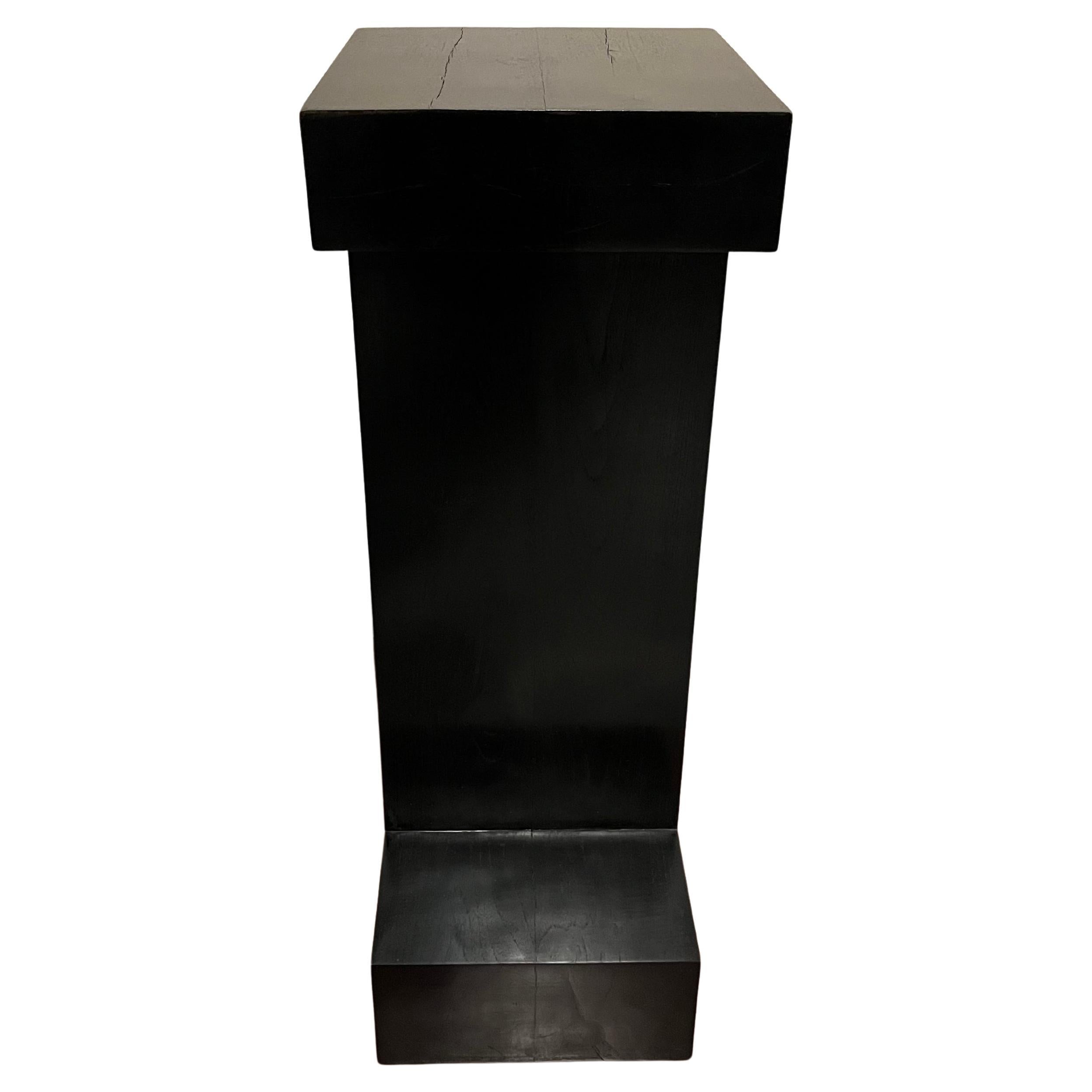Mesa de pedestal de teca maciza ebonizada by Chista en Bueno estado para la venta en Seattle, WA