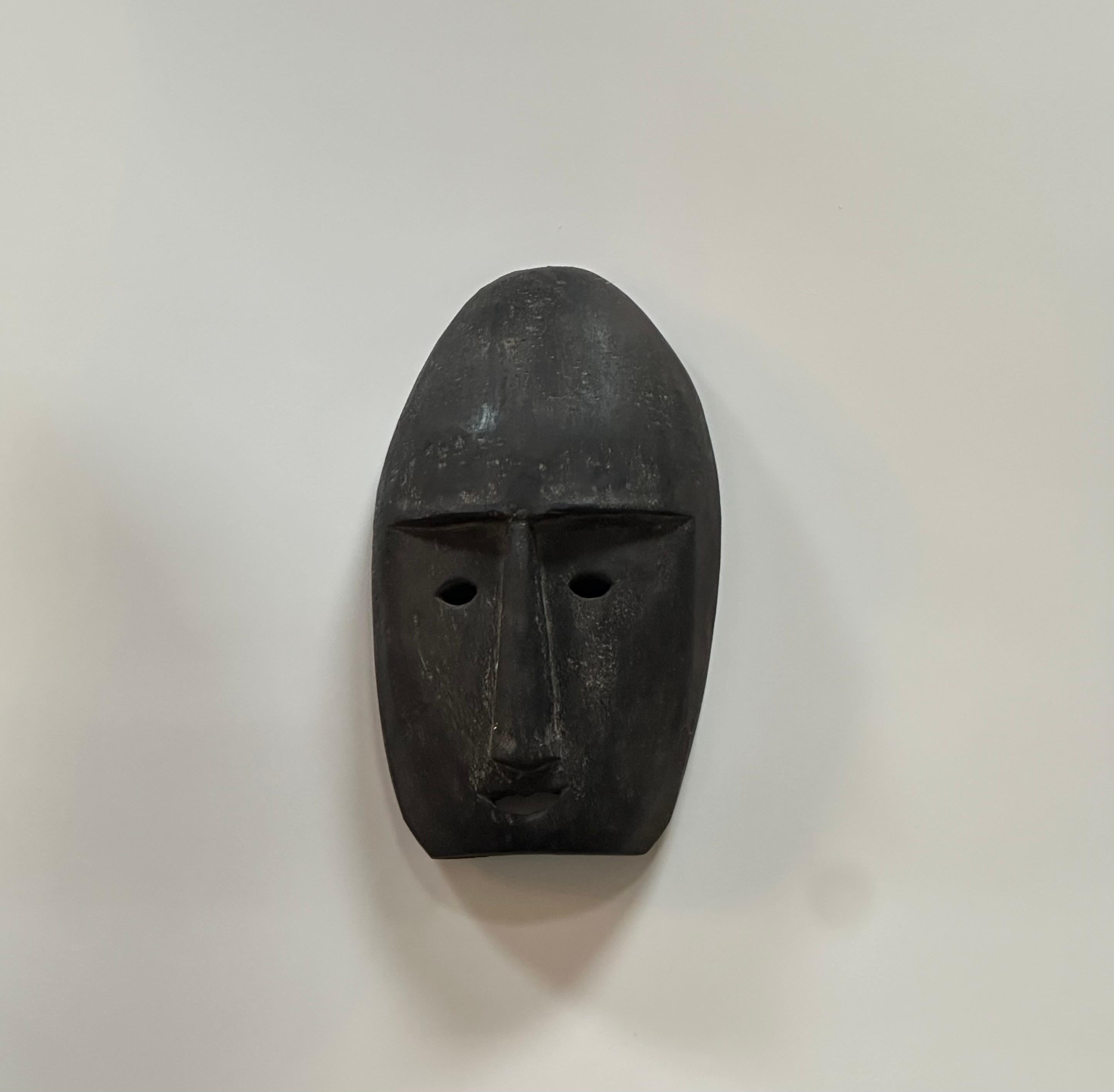 Industriel Masque tribal ébonisé en vente
