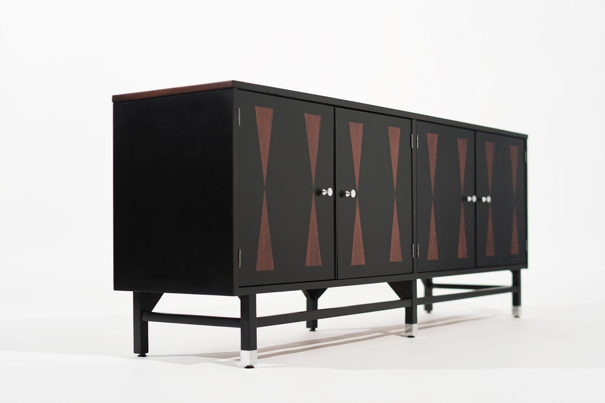 Ebonized Walnut and Inlaid Rosewood Credenza, circa 1960s In Excellent Condition In Westport, CT