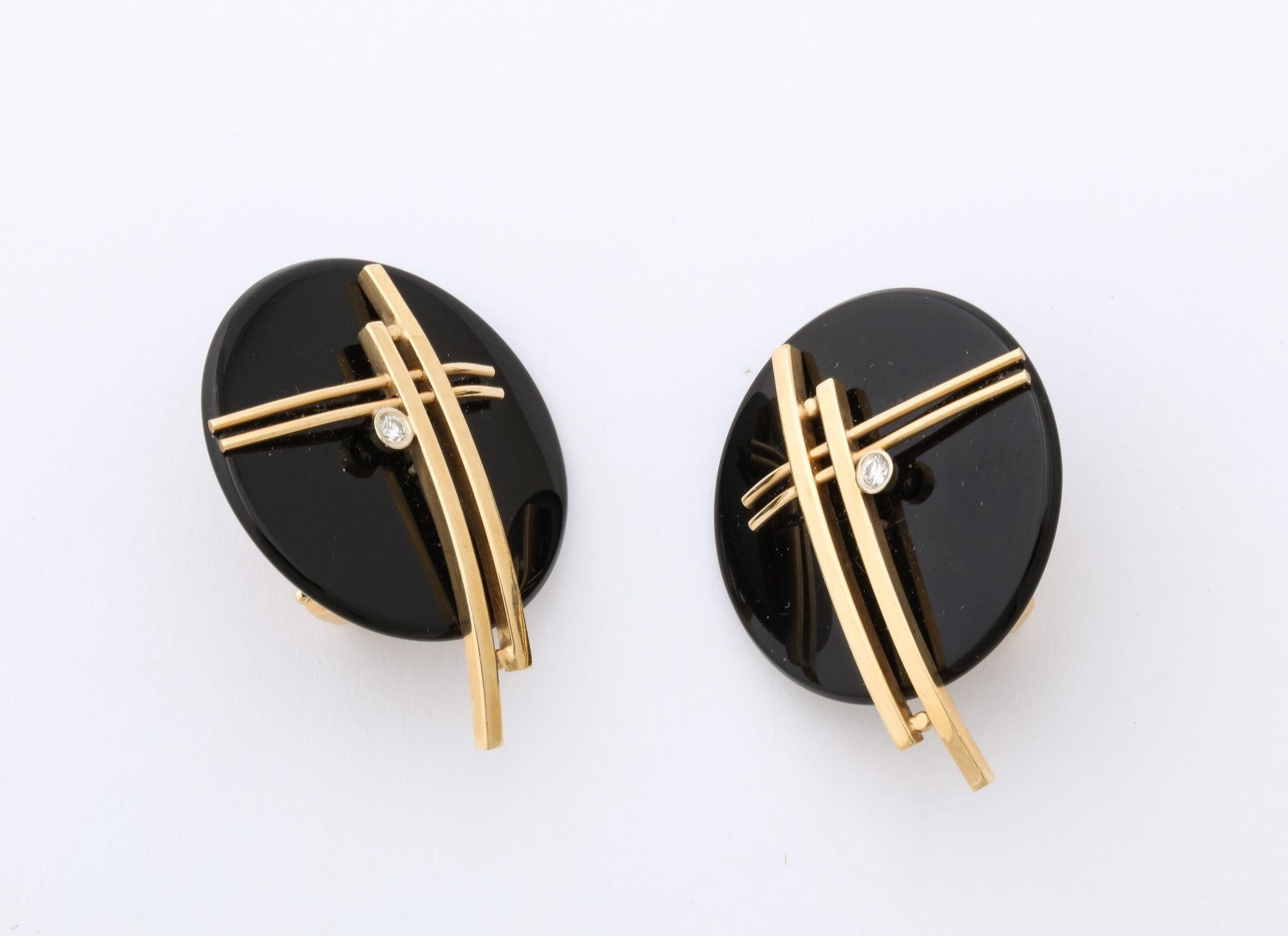 Onyx and 14 k Gold Clip Earrings In Good Condition In New York, NY